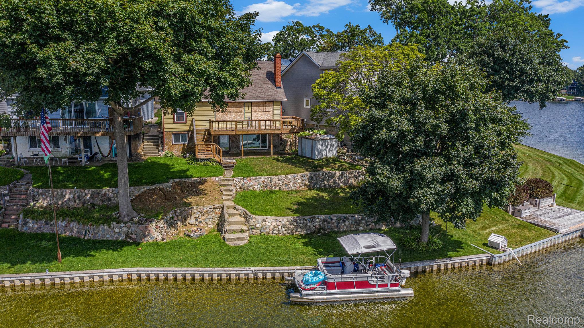 3815 Island Park Drive