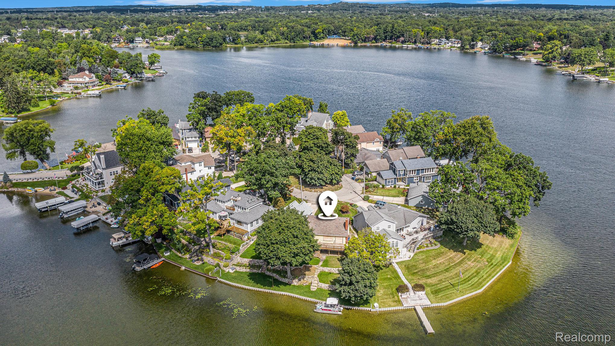 3815 Island Park Drive