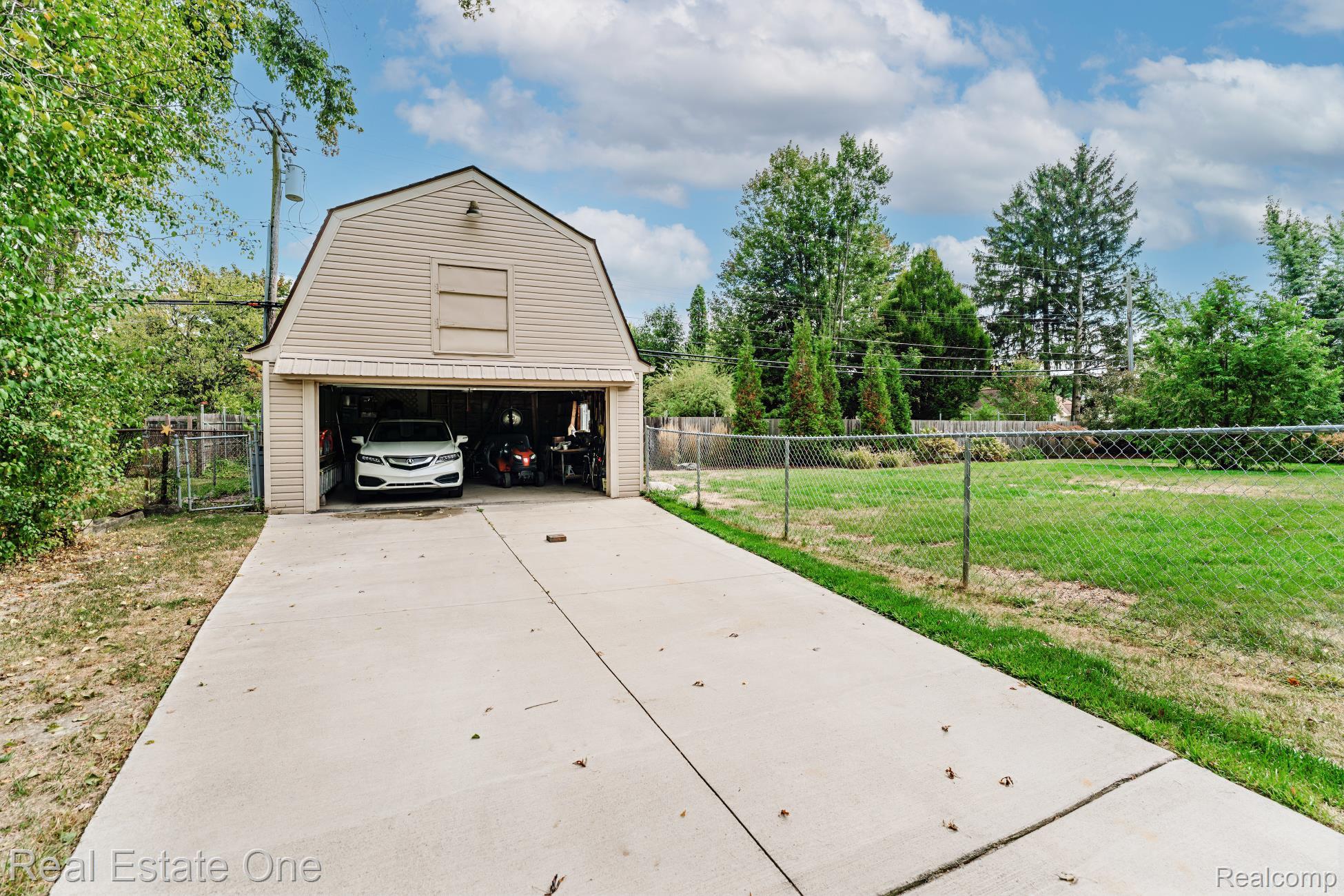 5374 Daniels Drive