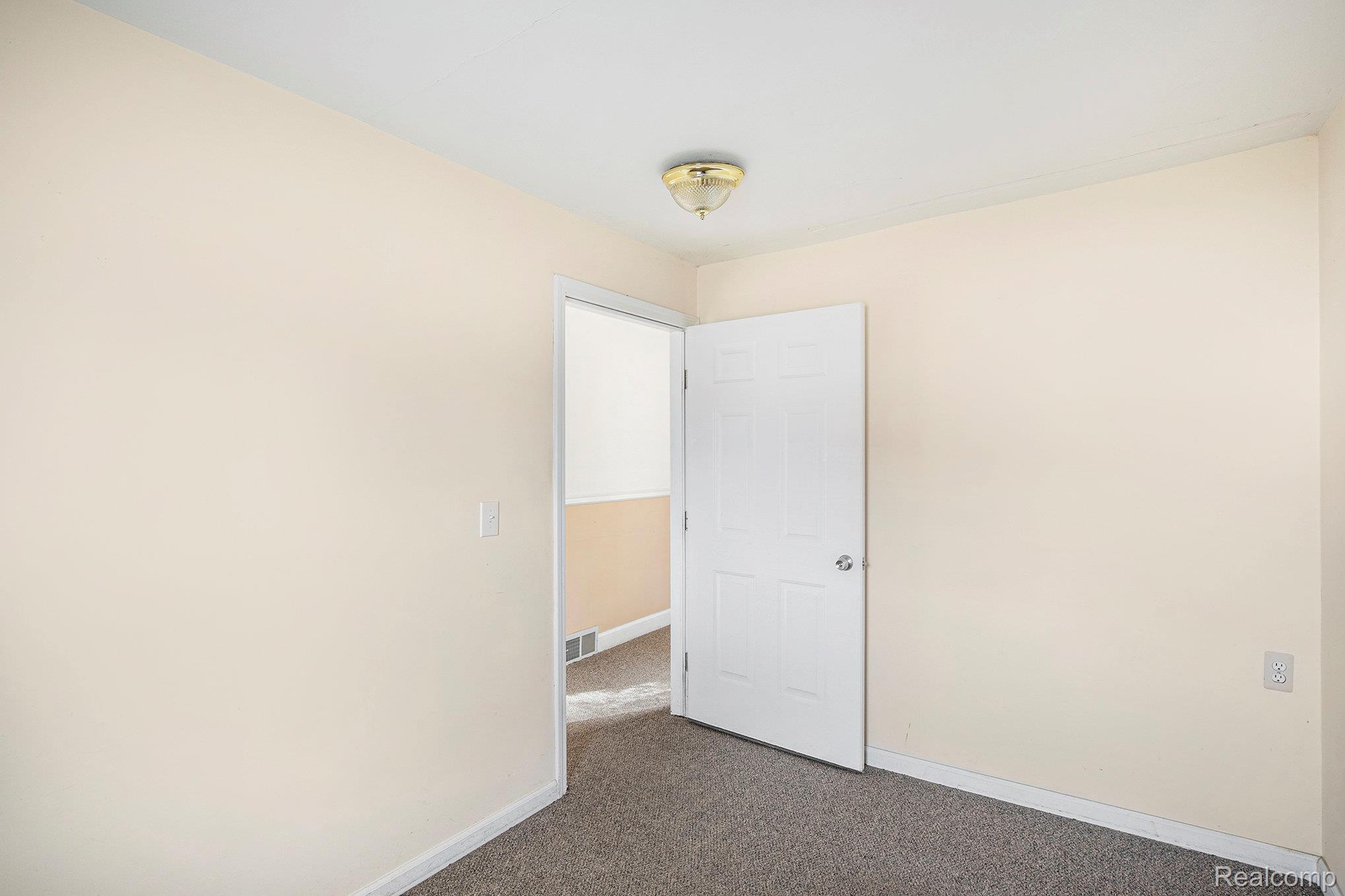 8050 Ortonville Road