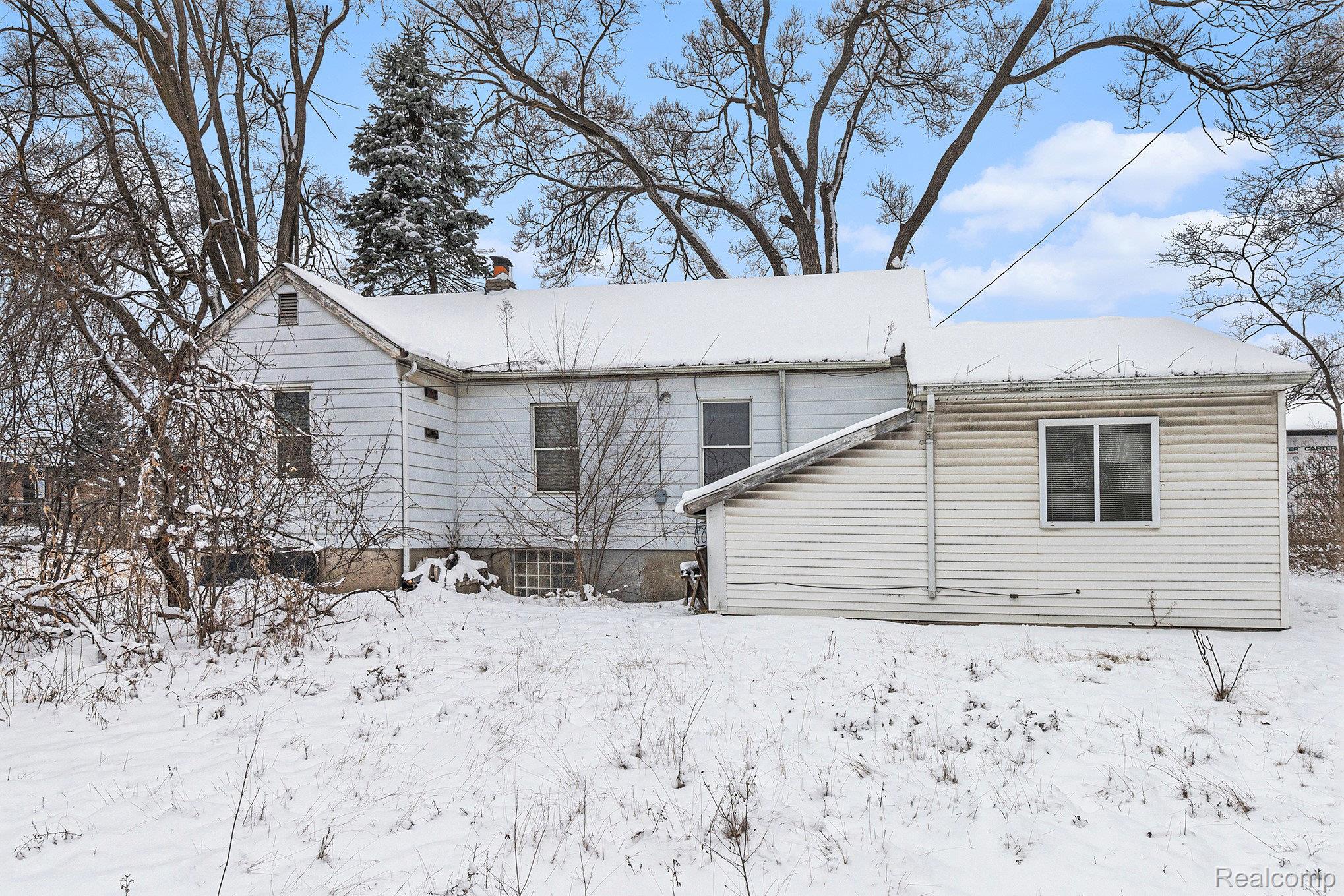 8050 Ortonville Road