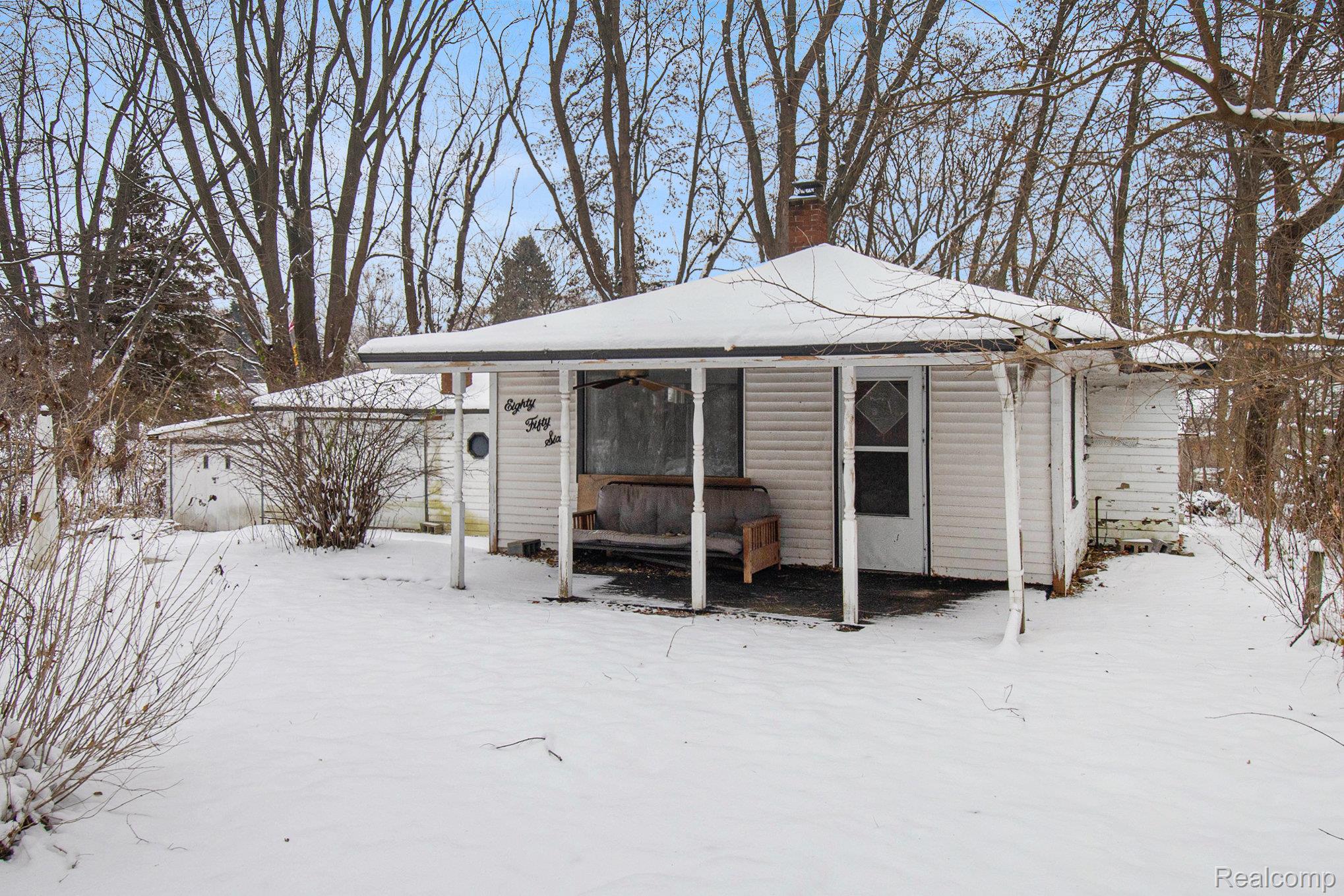 8050 Ortonville Road