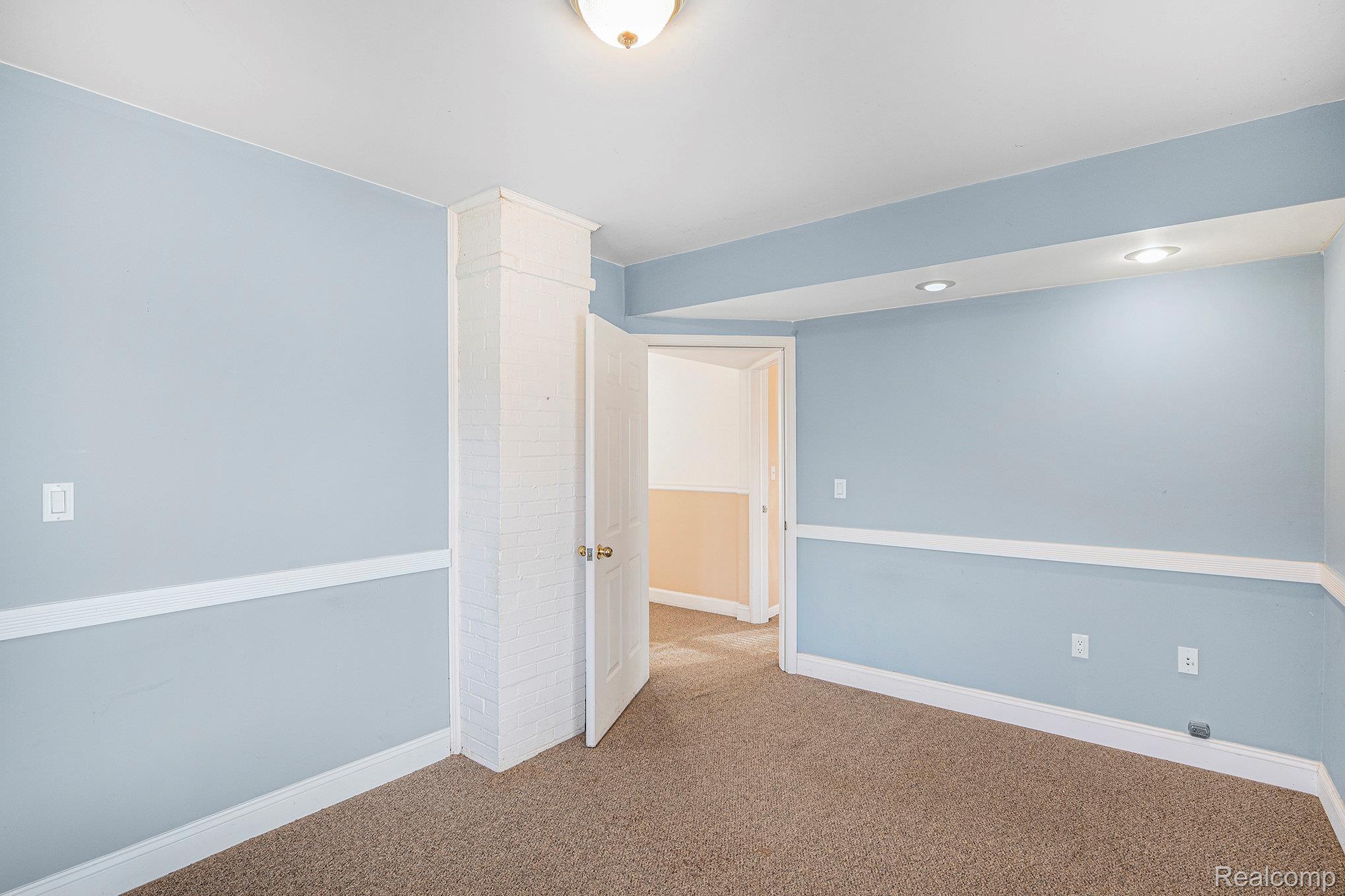 8050 Ortonville Road