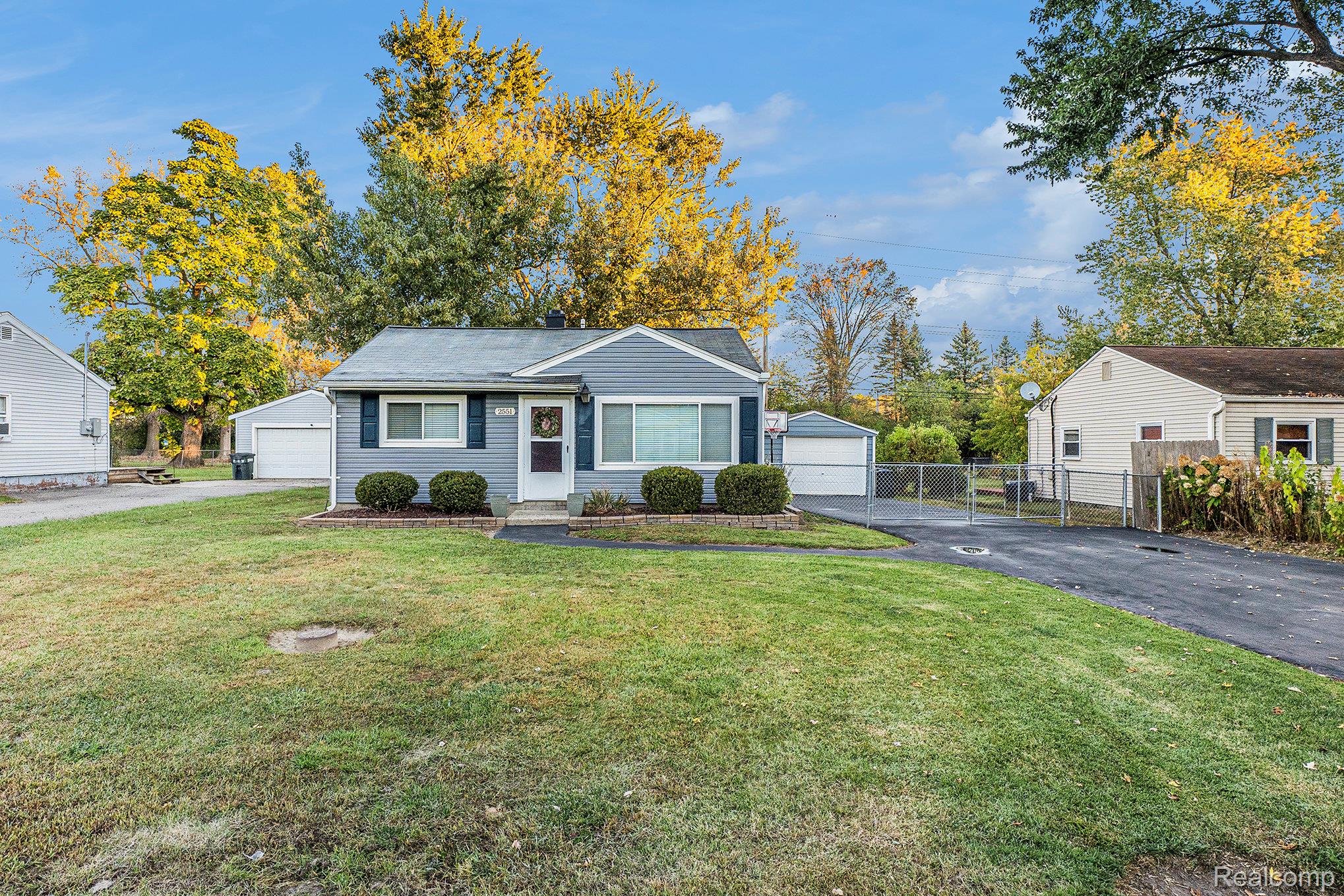 2551 James Road