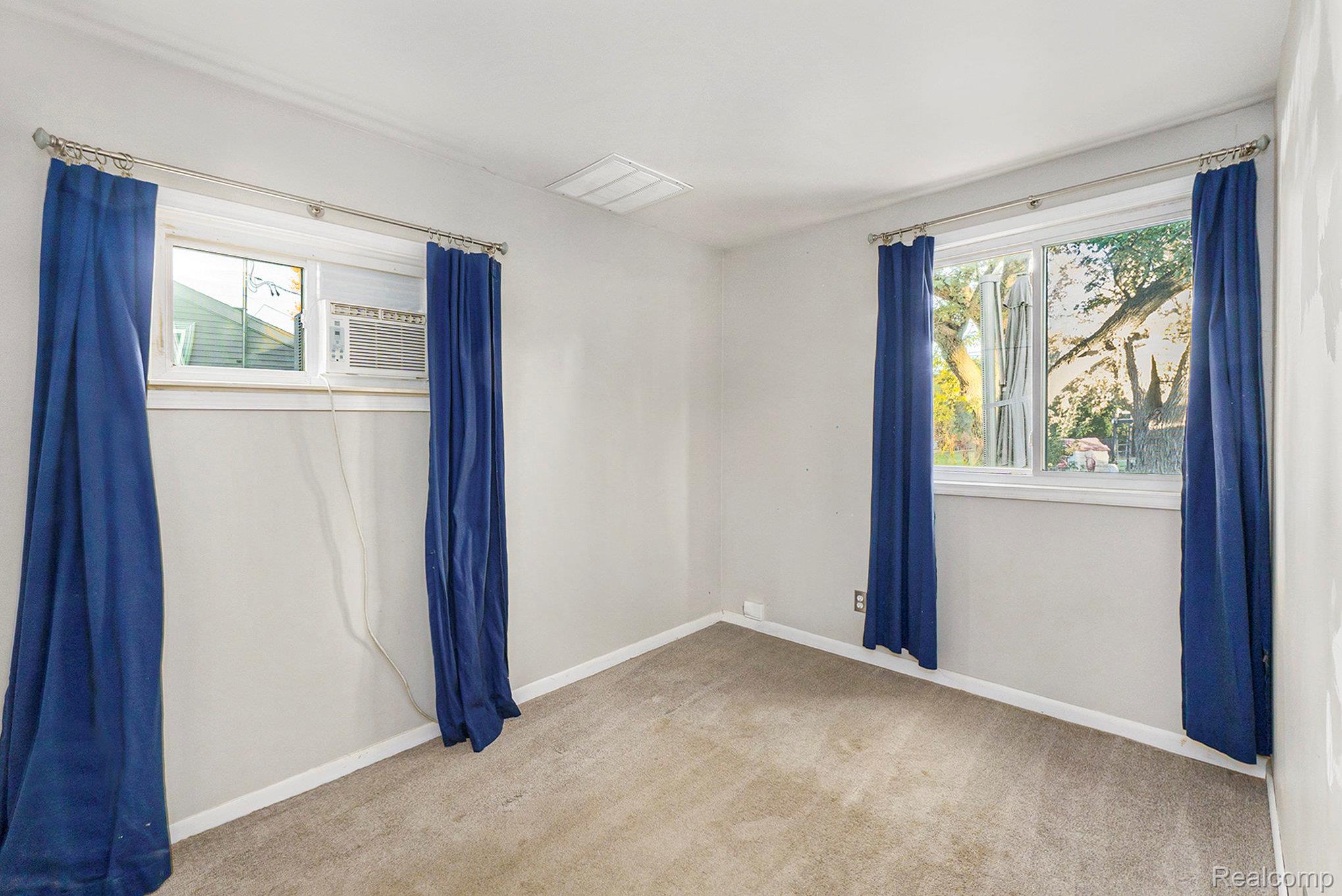 2551 James Road