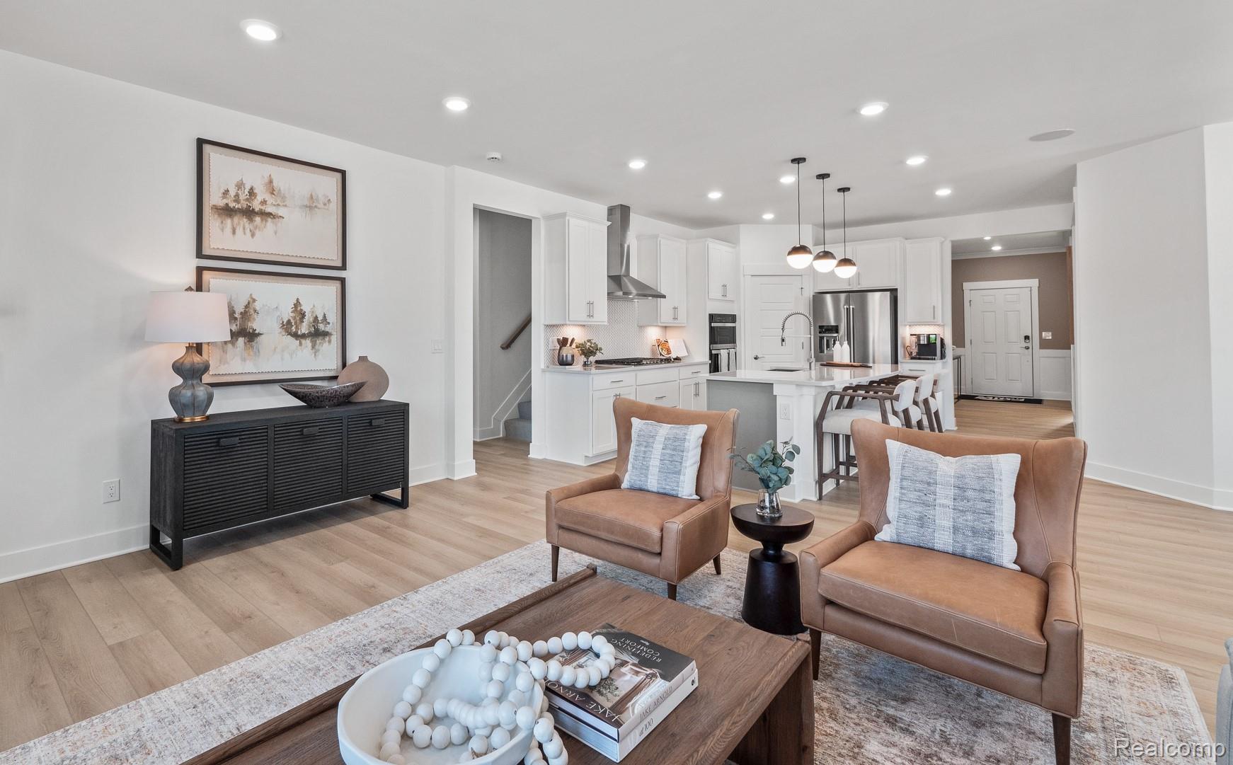 3024 Sheffield Circle