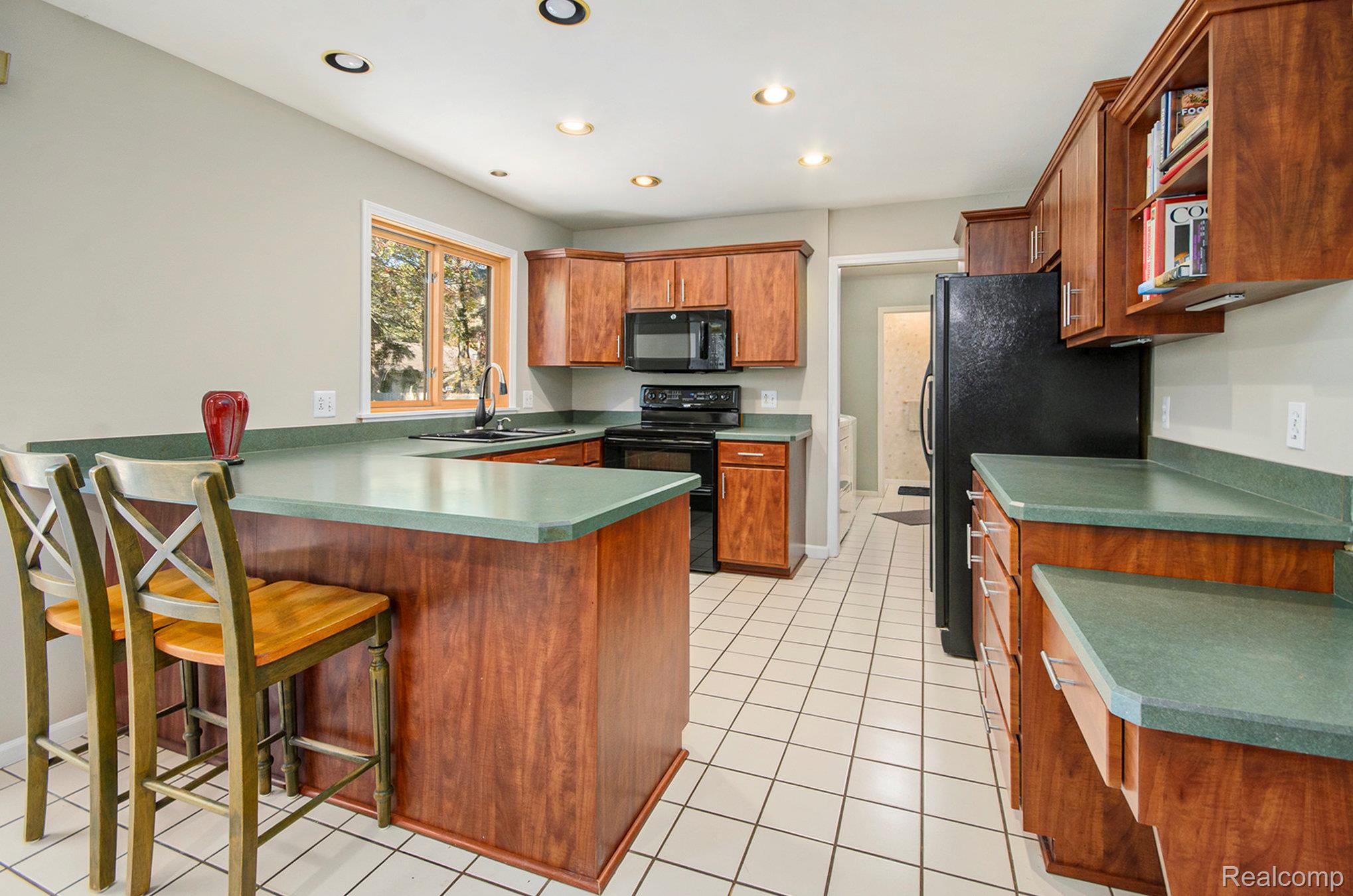 6429 Woodglen Drive