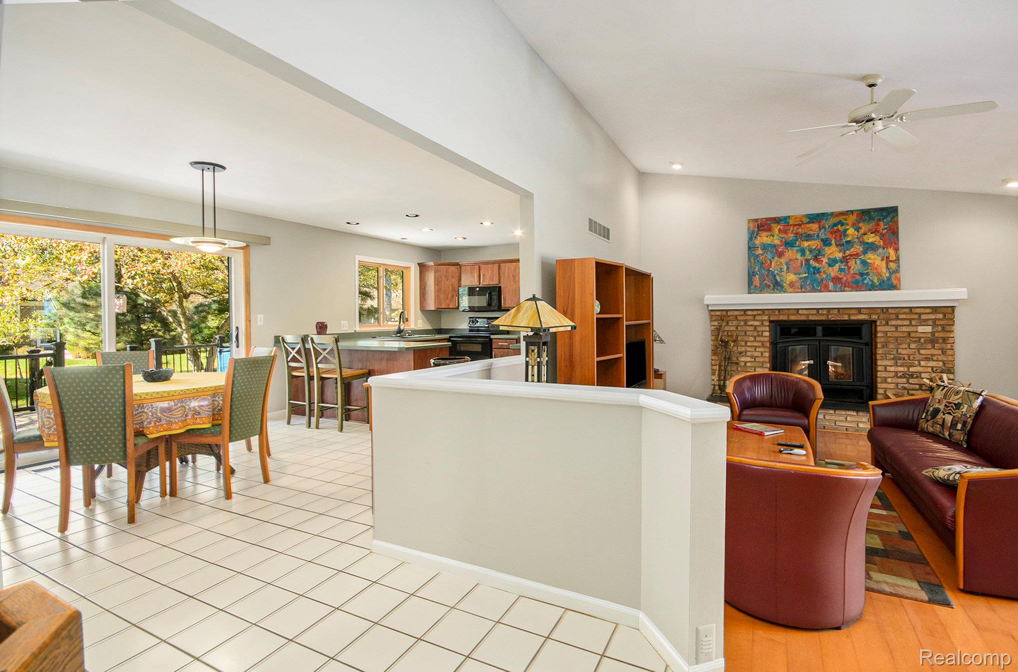 6429 Woodglen Drive