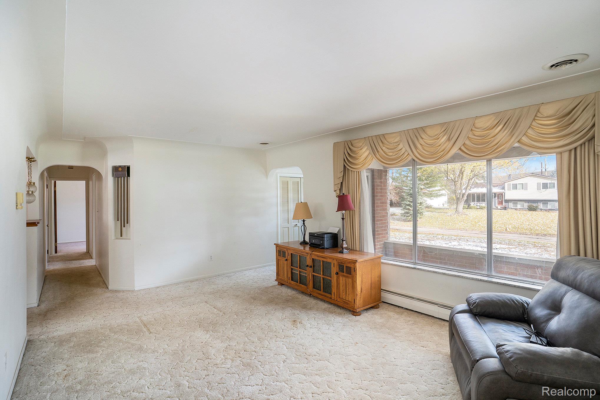 6141 Paramus