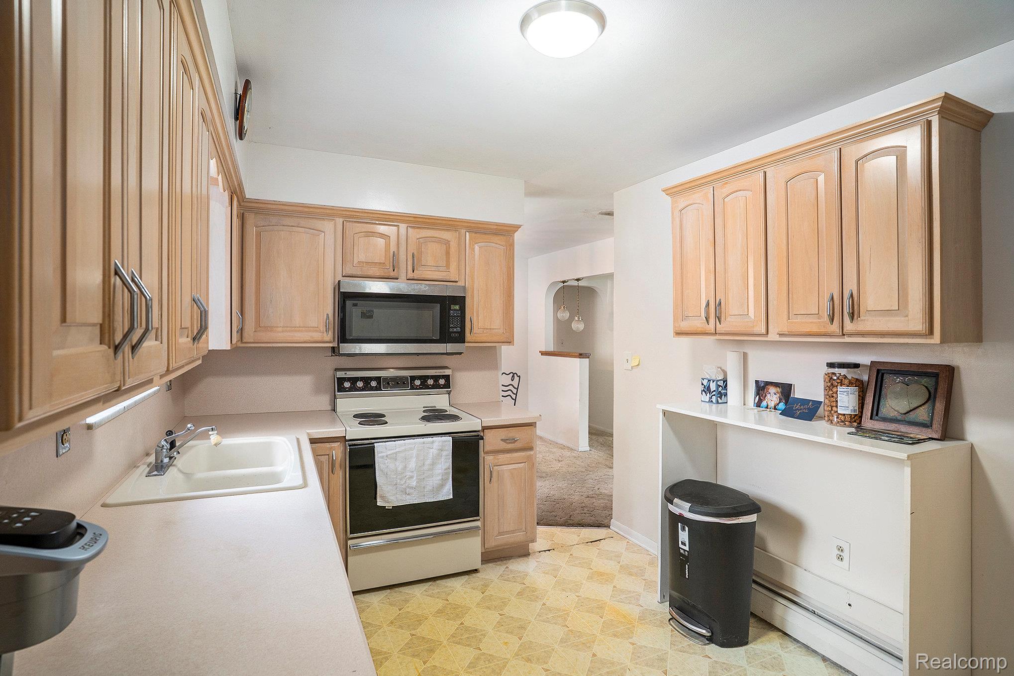 6141 Paramus