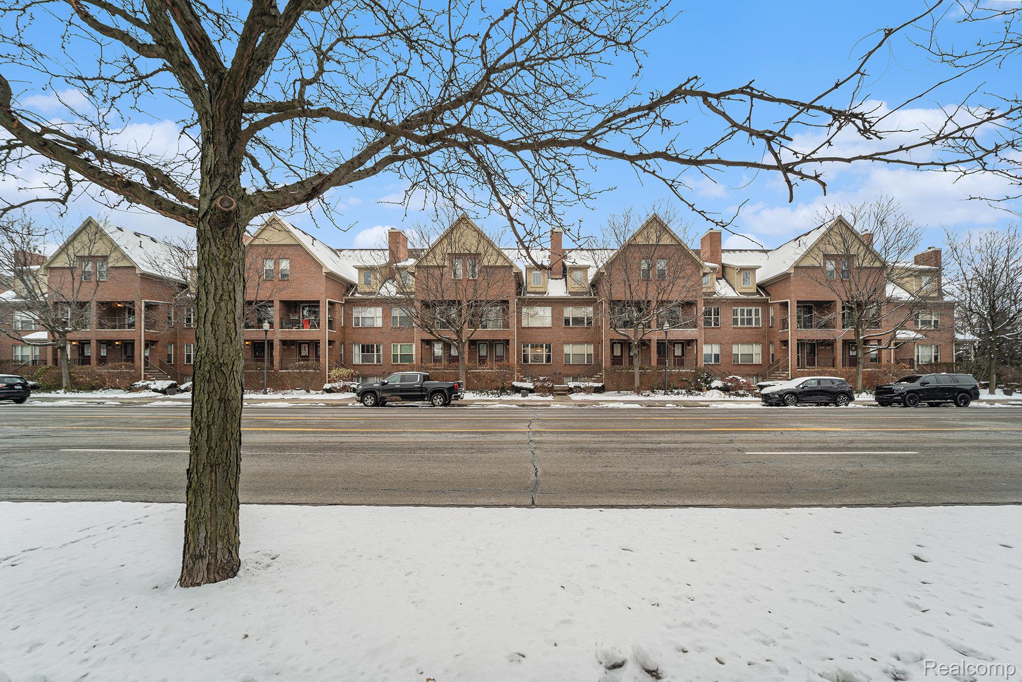 1441 S Main Street