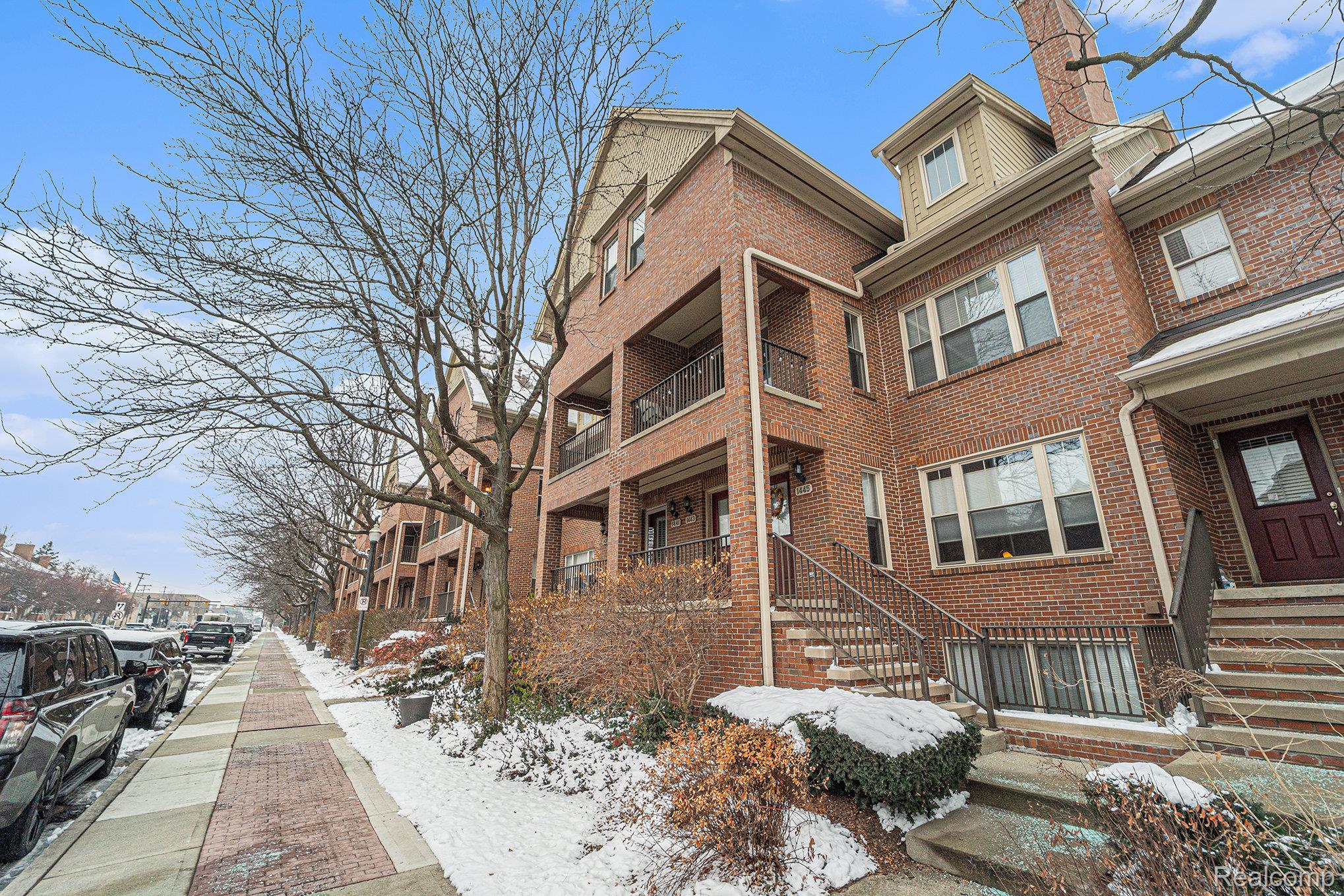 1441 S Main Street