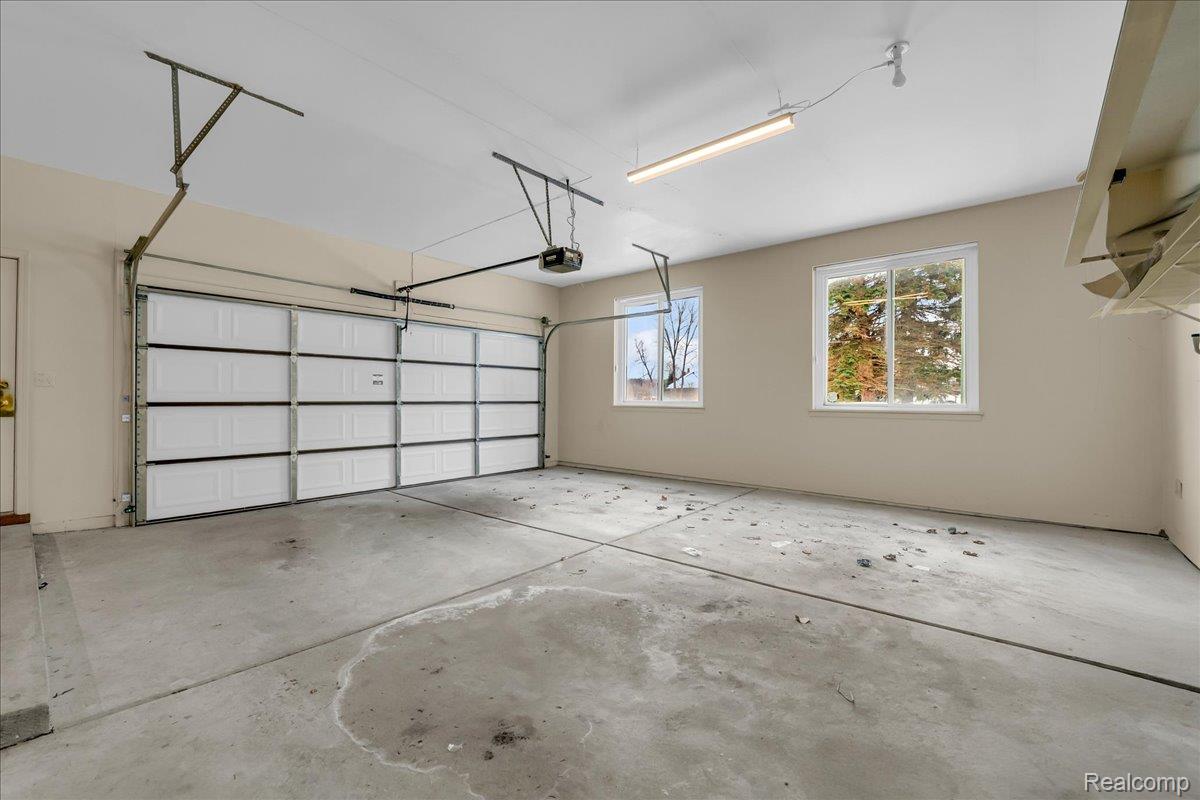 249 E Silverbell Road