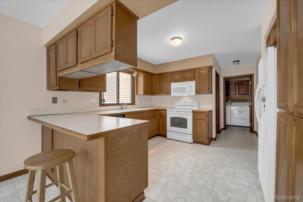 249 E Silverbell Road