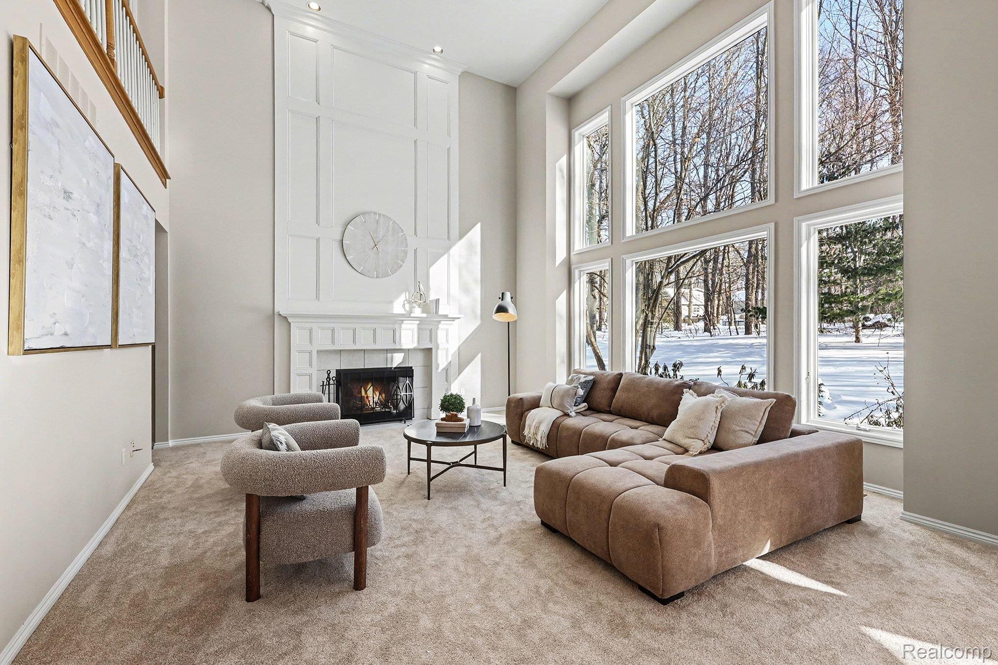 5641 Golf Pointe Drive