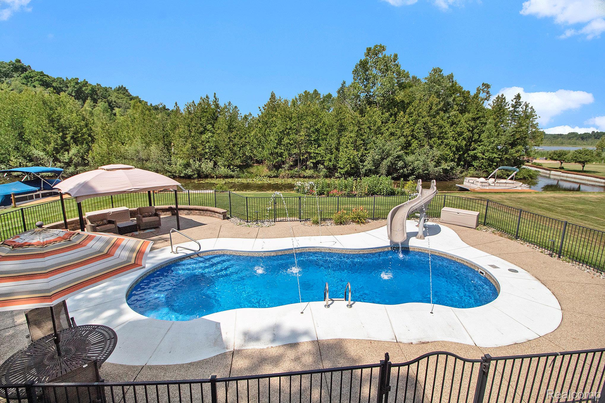 4973 Parview Drive