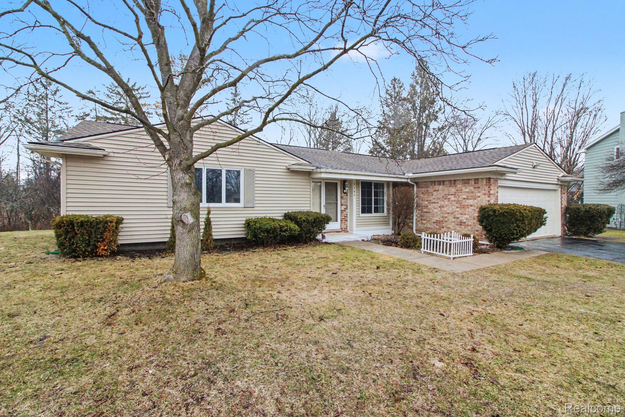 2280 Geyer Court