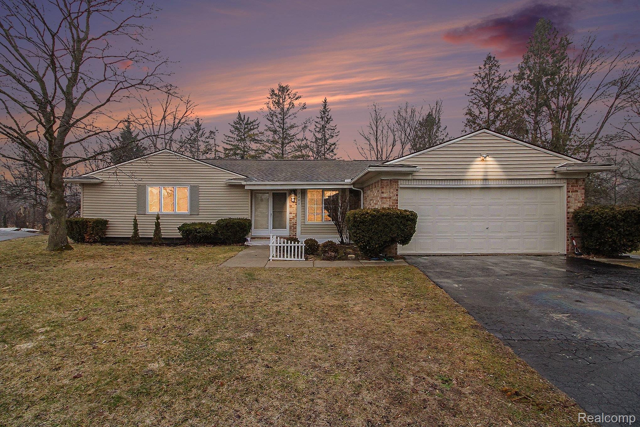 2280 Geyer Court