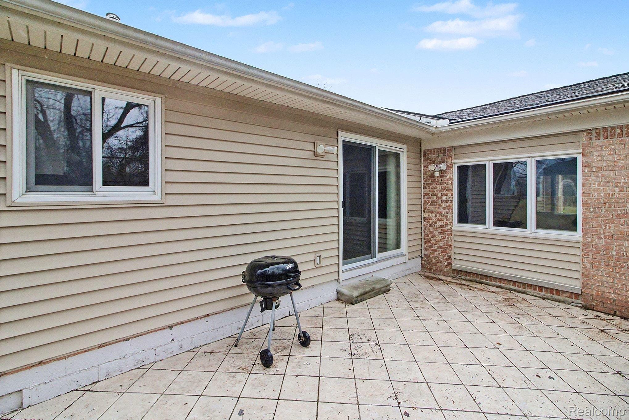 2280 Geyer Court