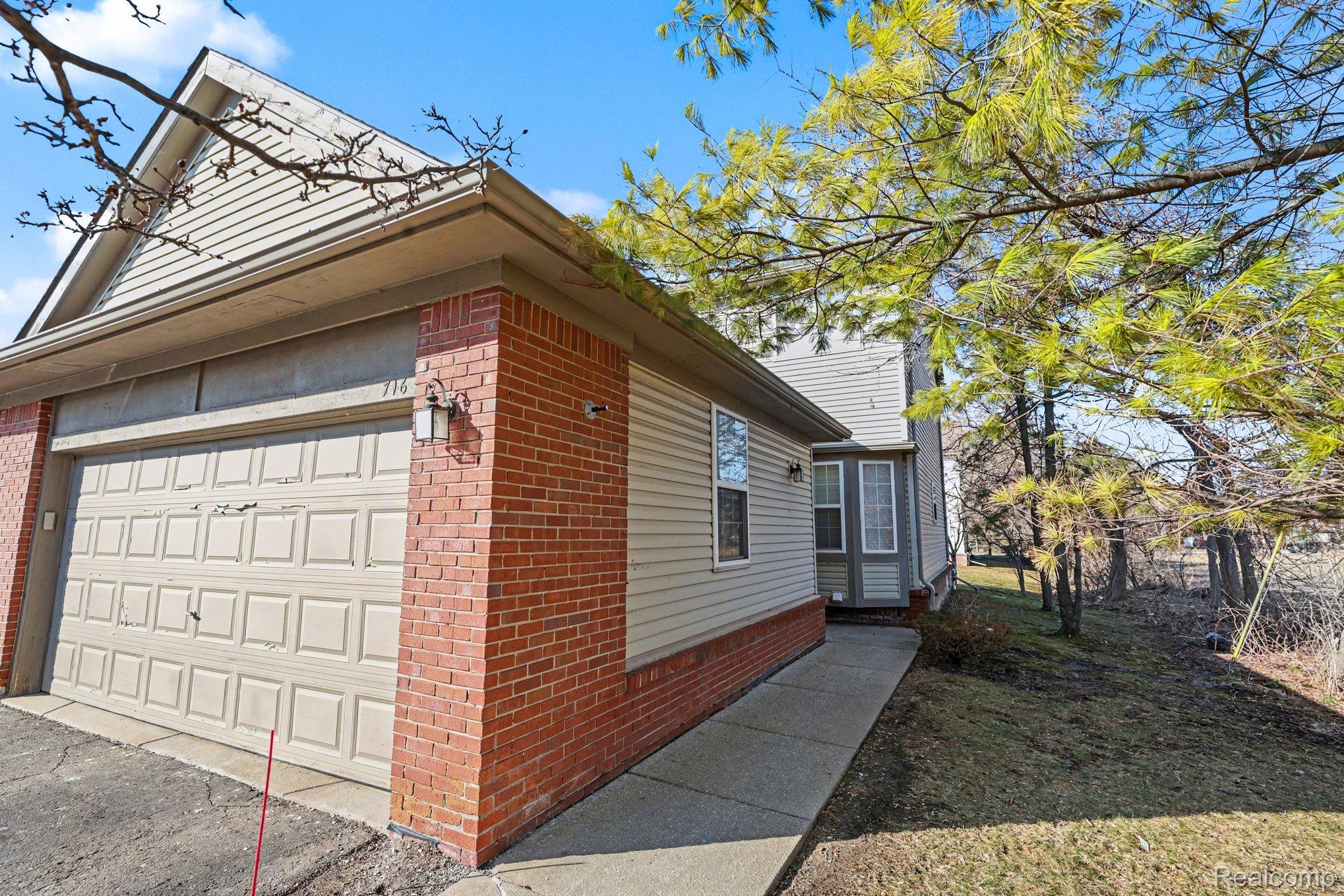 716 Palmer Drive
