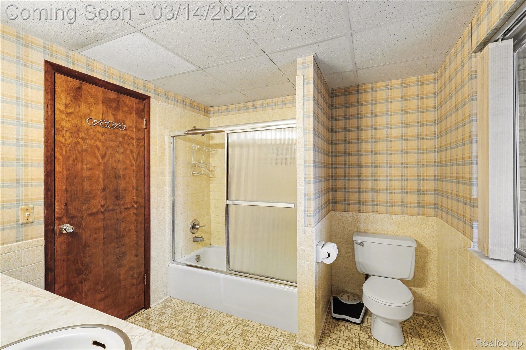 1380 Kent Road