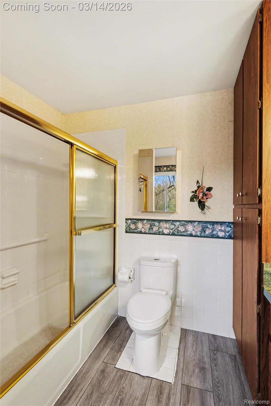 1380 Kent Road