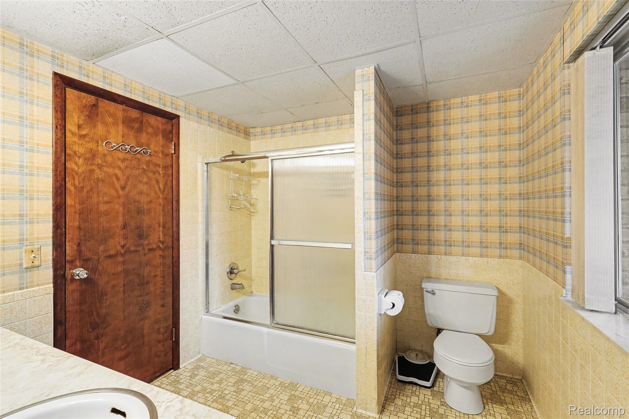 1380 Kent Road