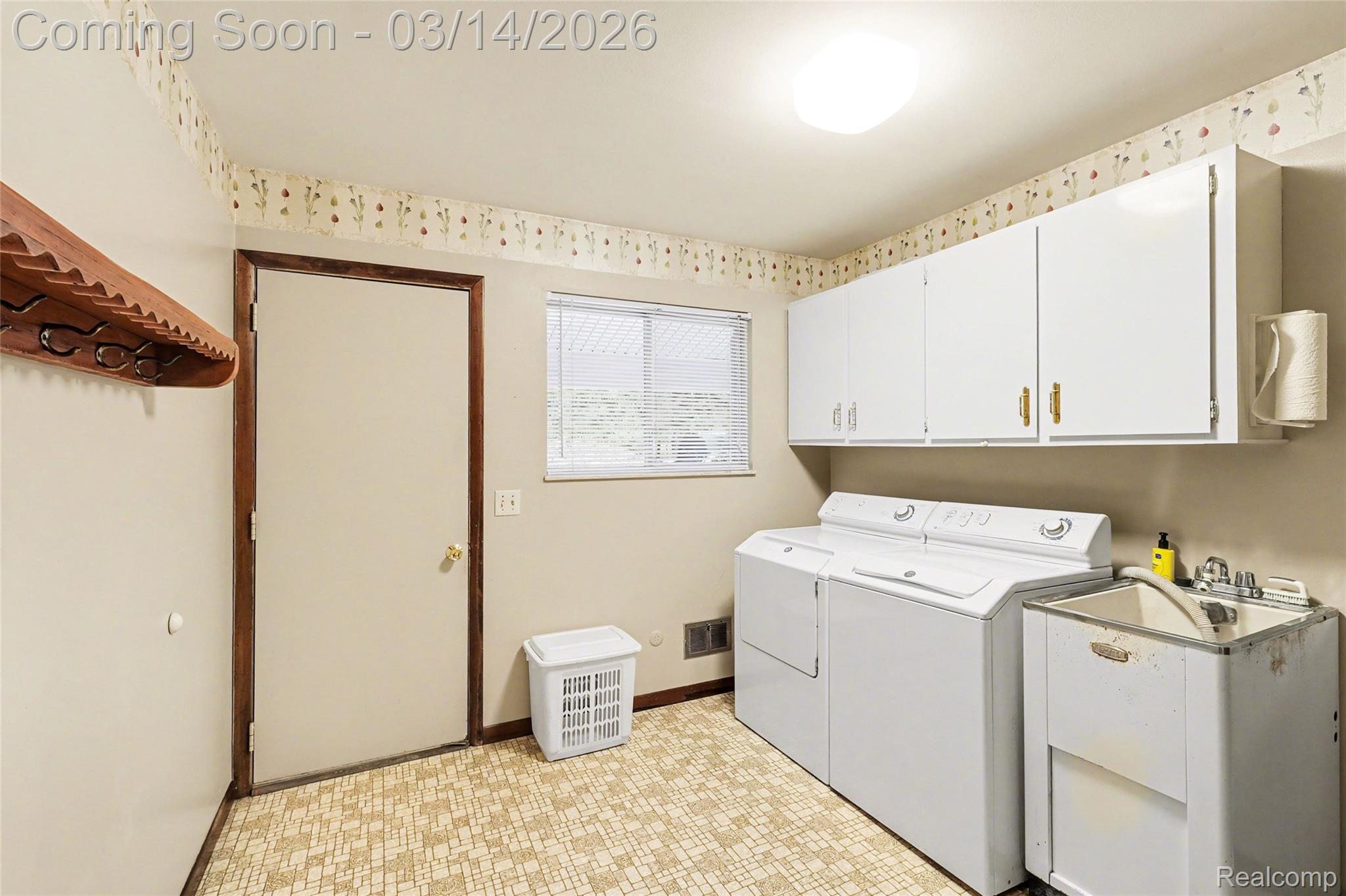 1380 Kent Road