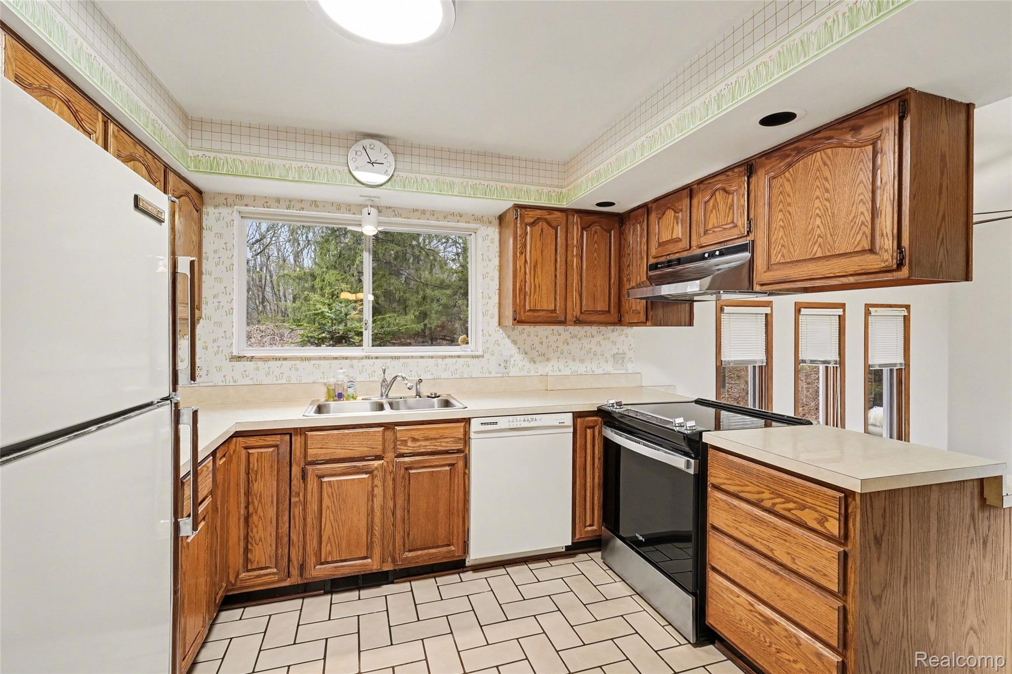 1380 Kent Road