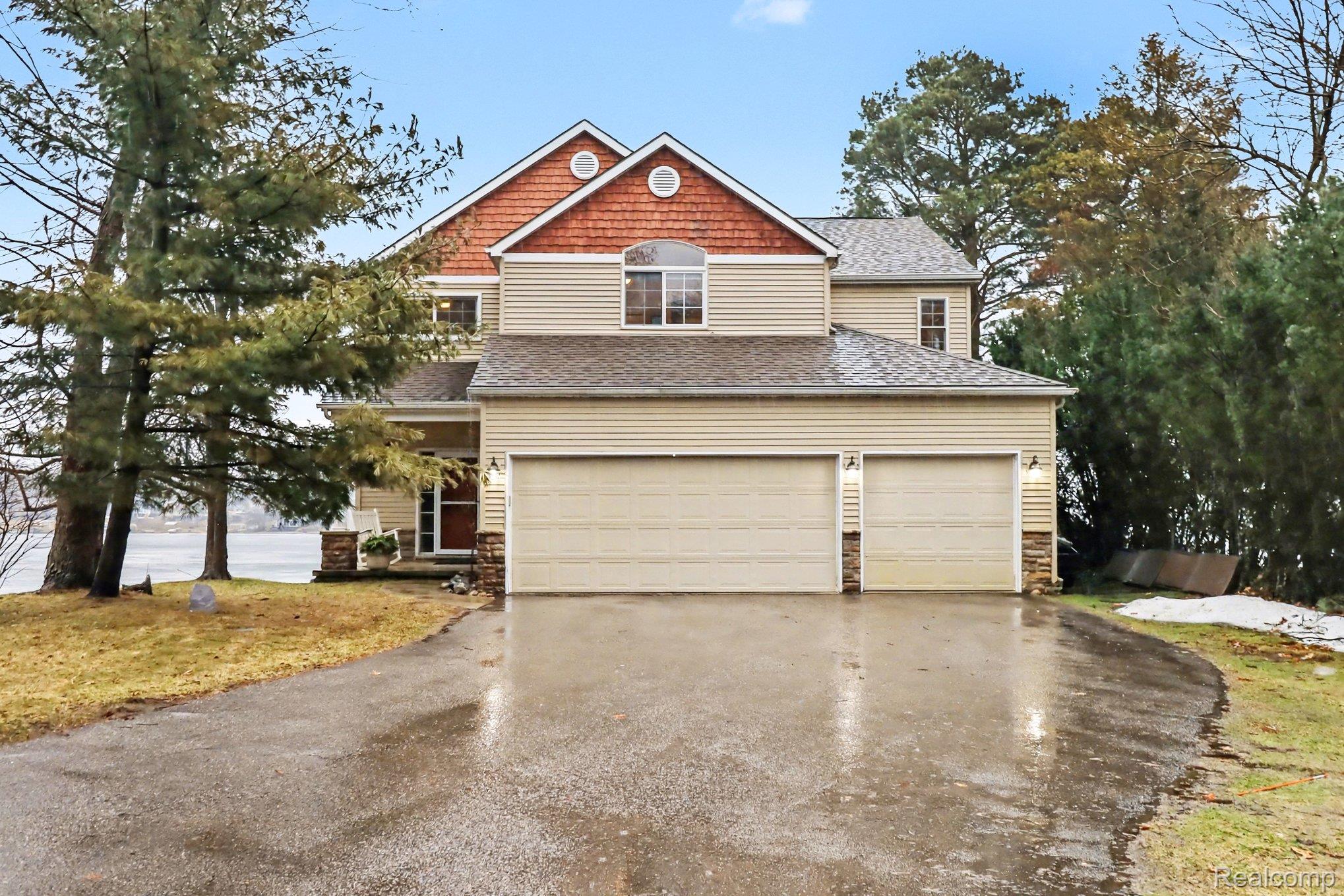 4372 Lamson Drive