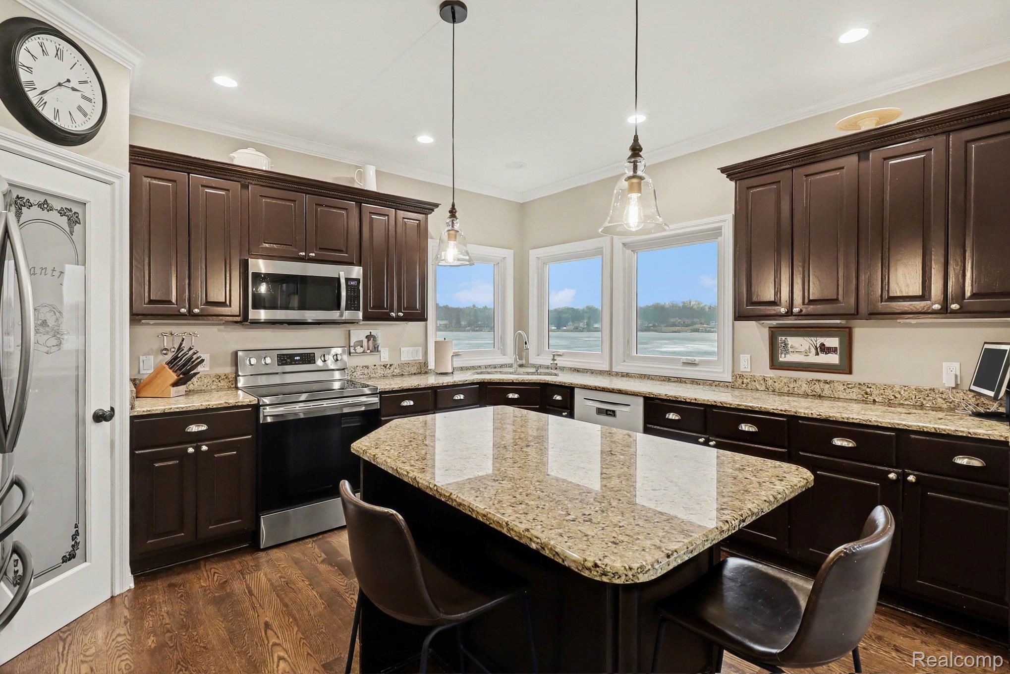 4372 Lamson Drive