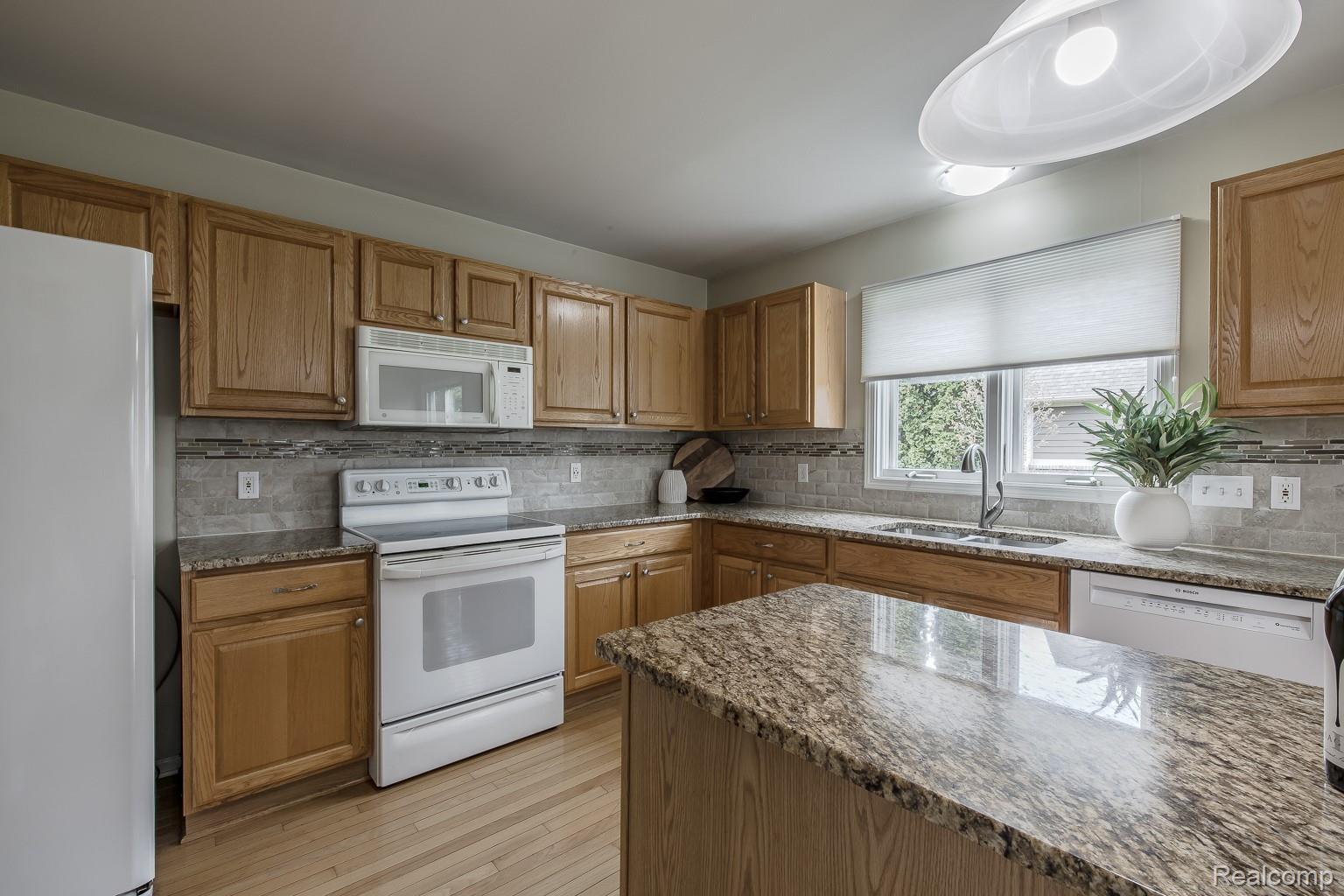 5622 Wembley Court