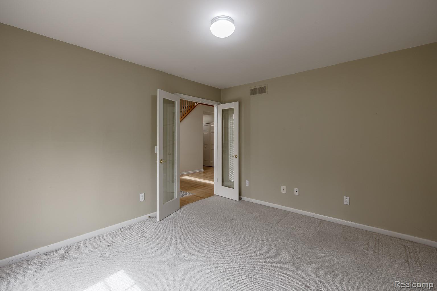 5622 Wembley Court