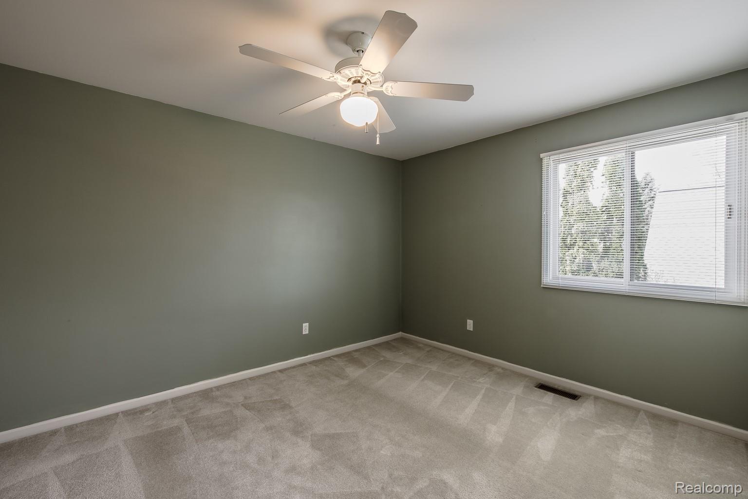5622 Wembley Court