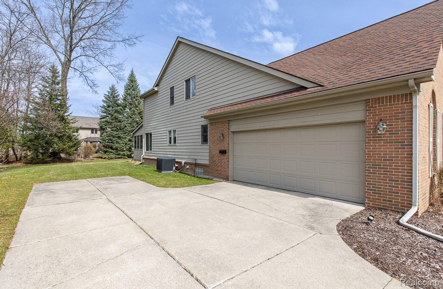 5622 Wembley Court