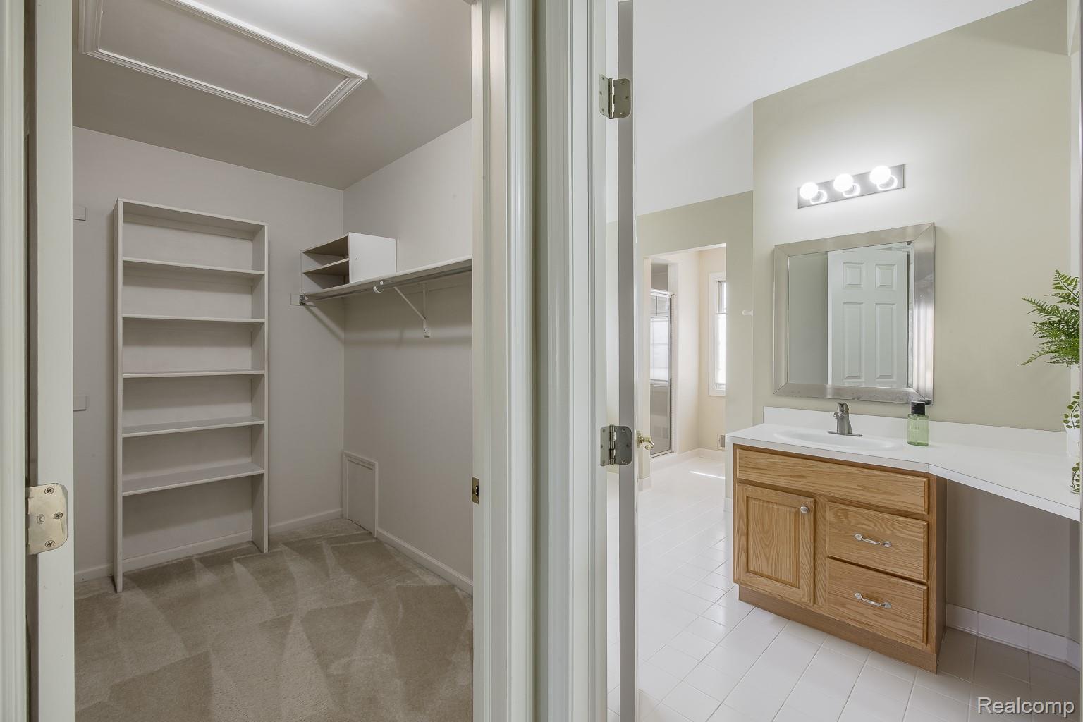 5622 Wembley Court