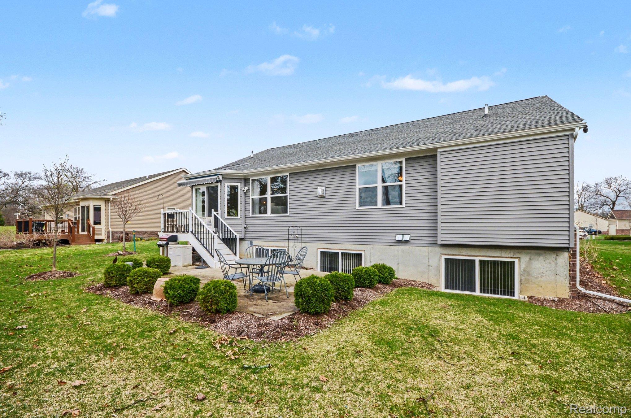 3816 Lyndon Lane