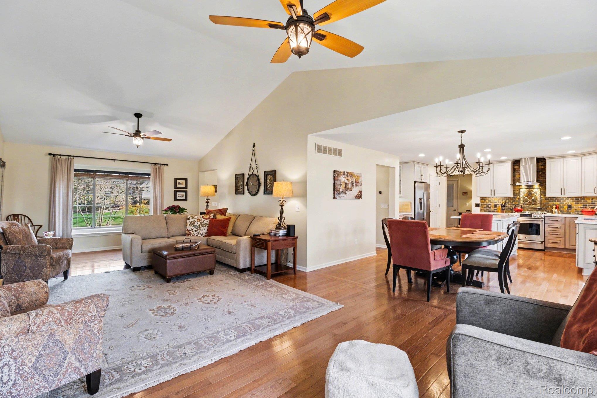 6846 Williamsbury Circle