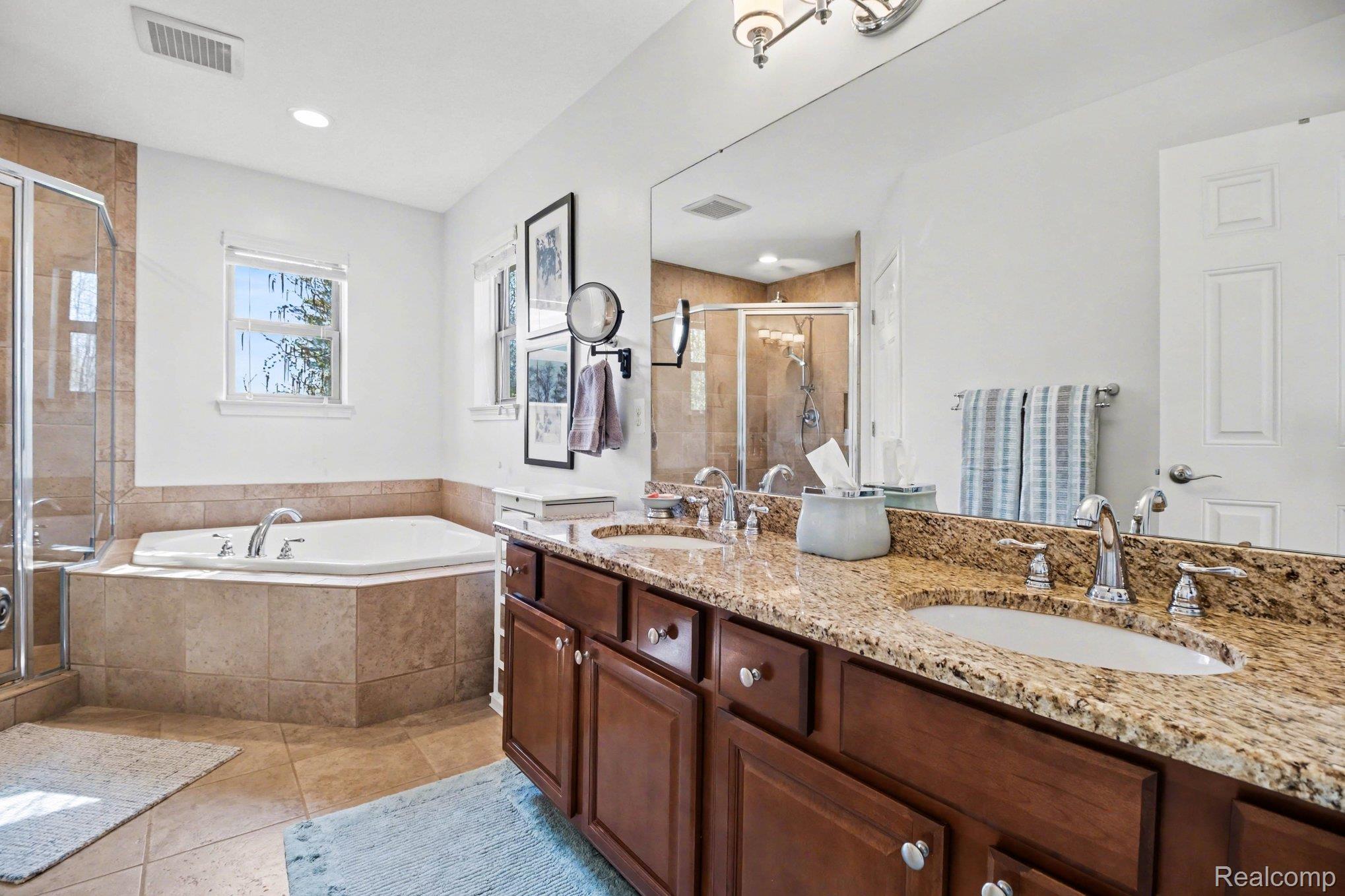 6846 Williamsbury Circle