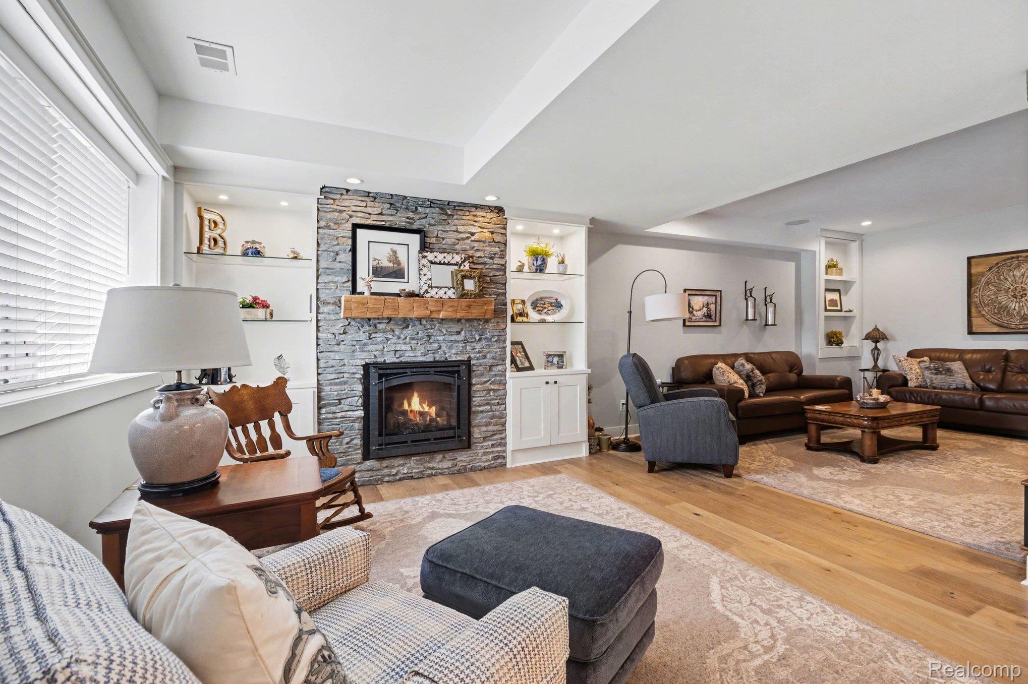 6846 Williamsbury Circle