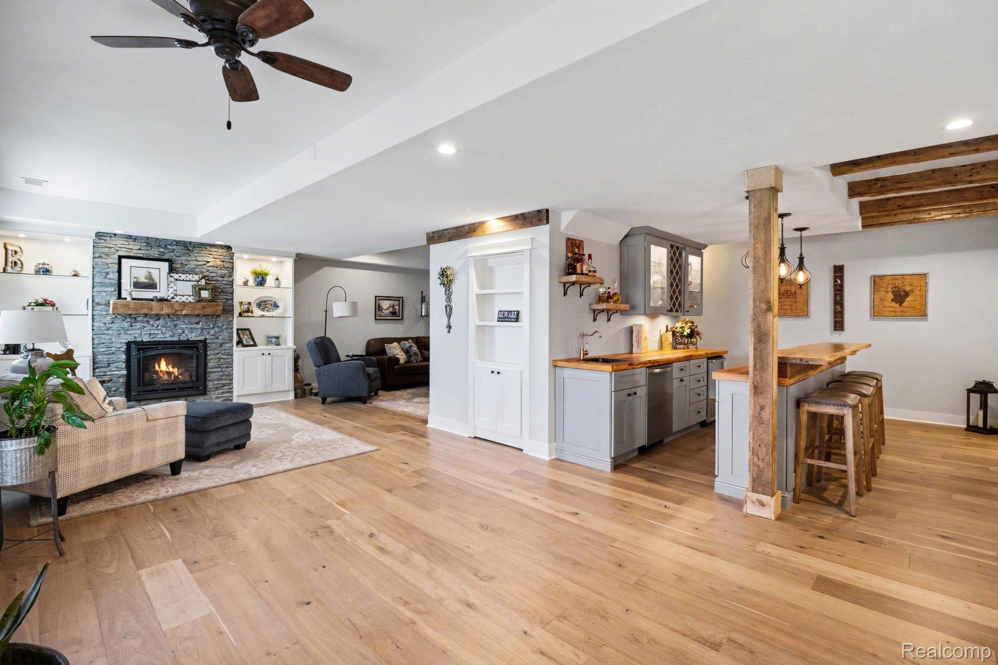 6846 Williamsbury Circle