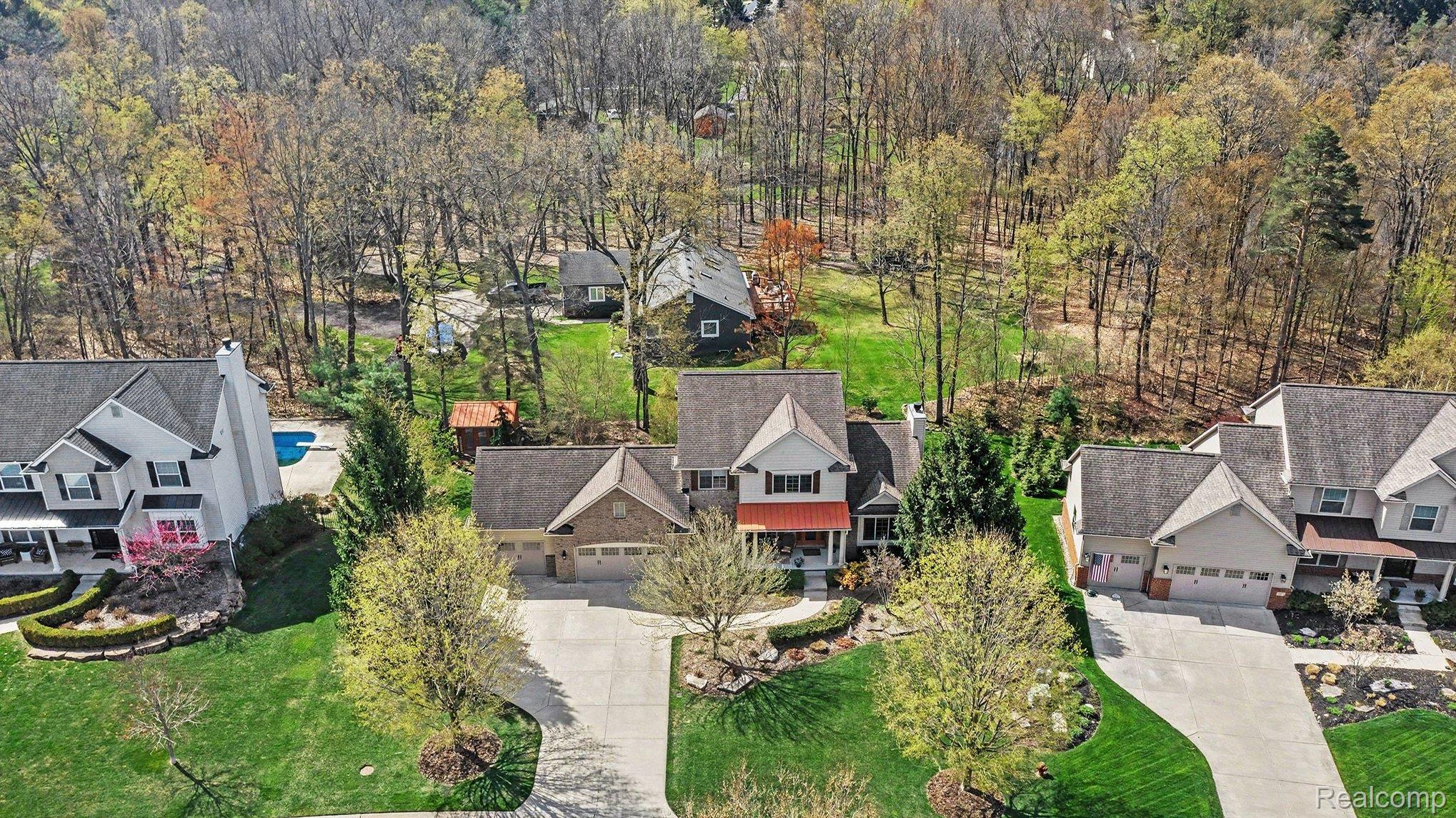 6846 Williamsbury Circle