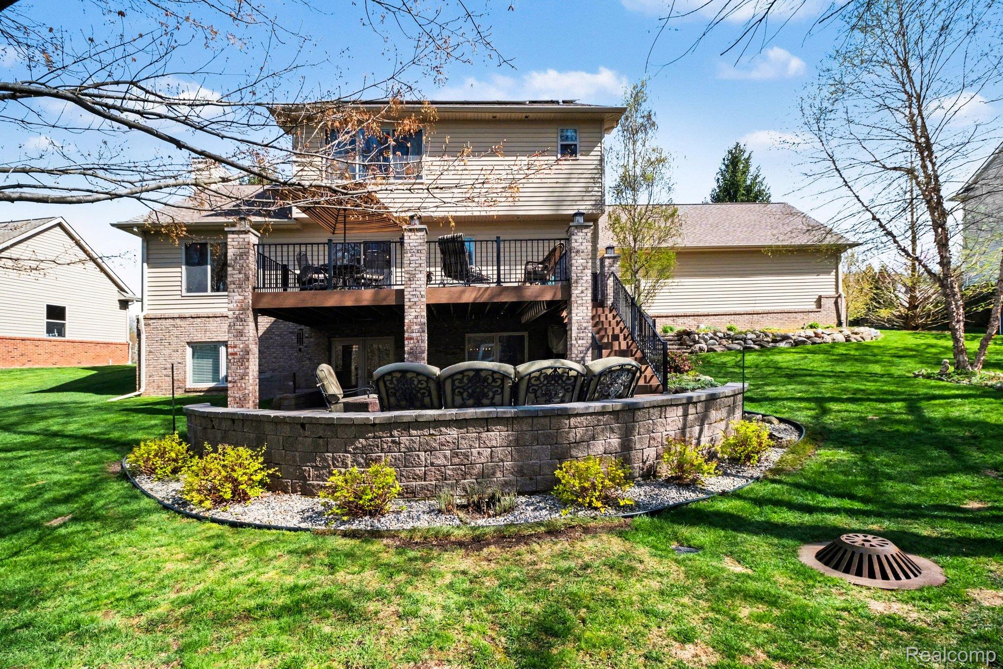 6846 Williamsbury Circle