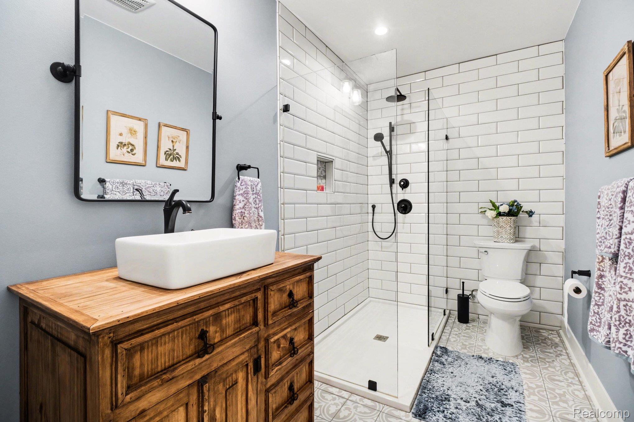 6846 Williamsbury Circle