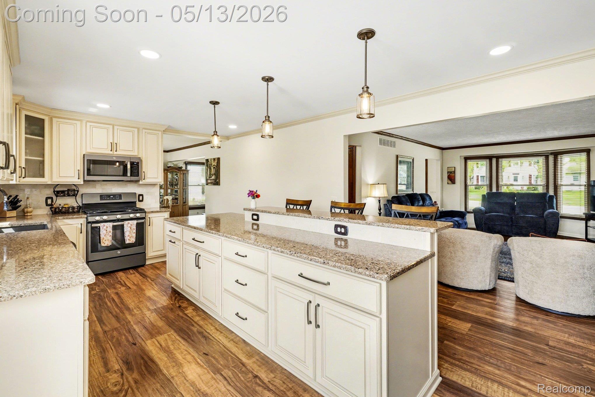 6419 Almond Lane