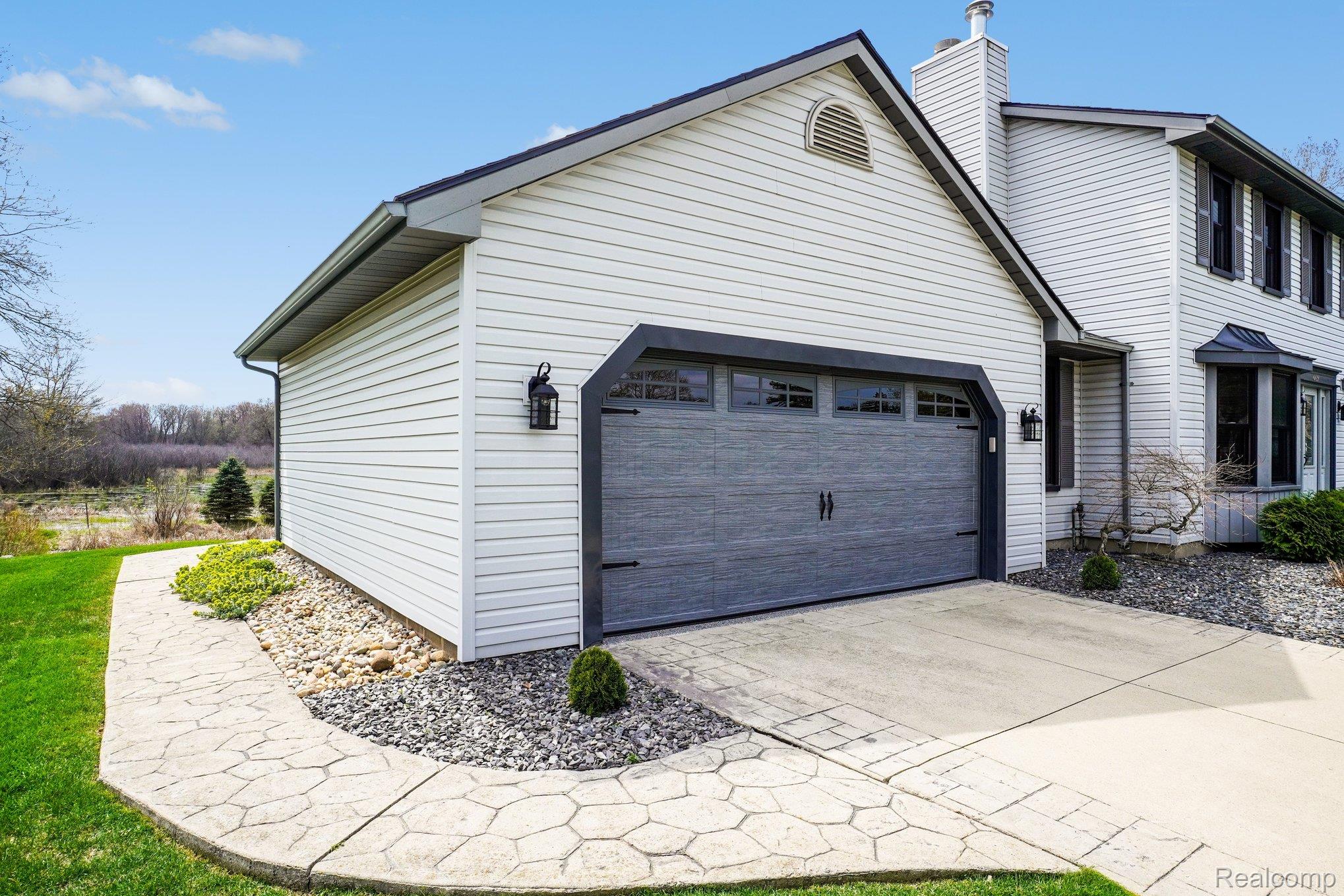 6419 Almond Lane