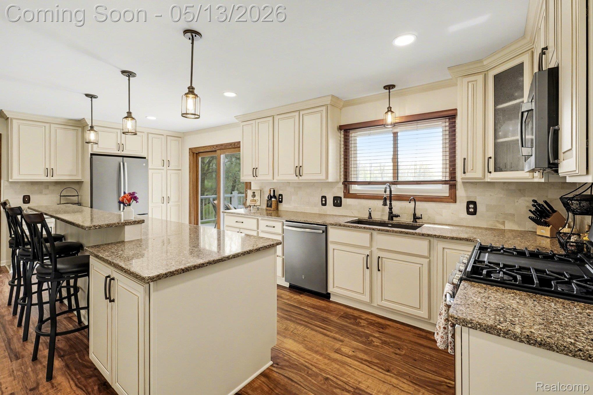 6419 Almond Lane