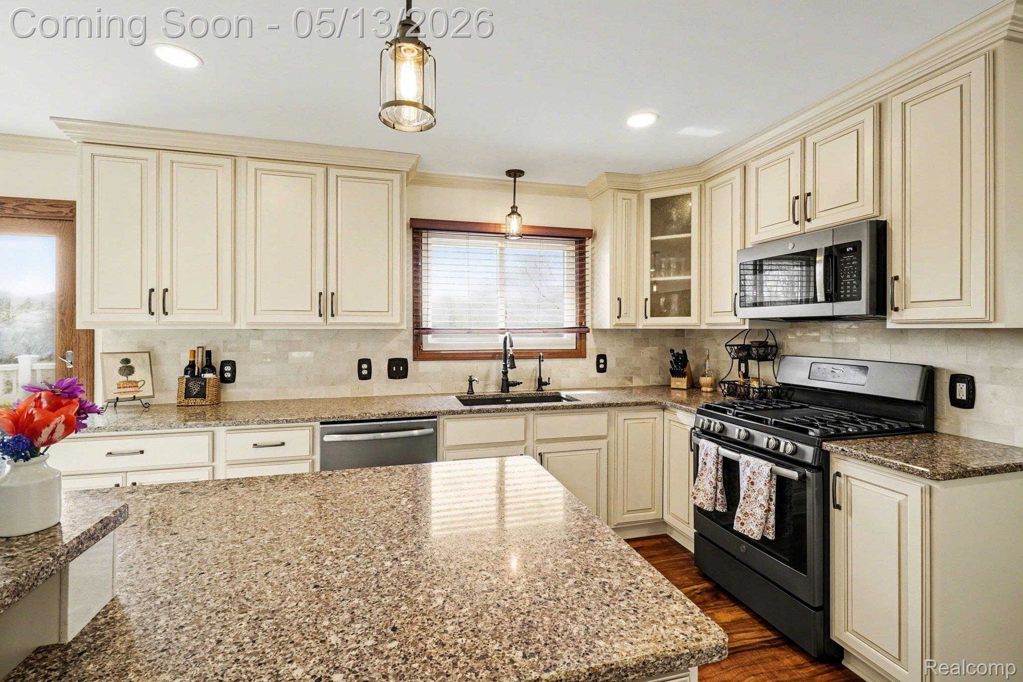6419 Almond Lane