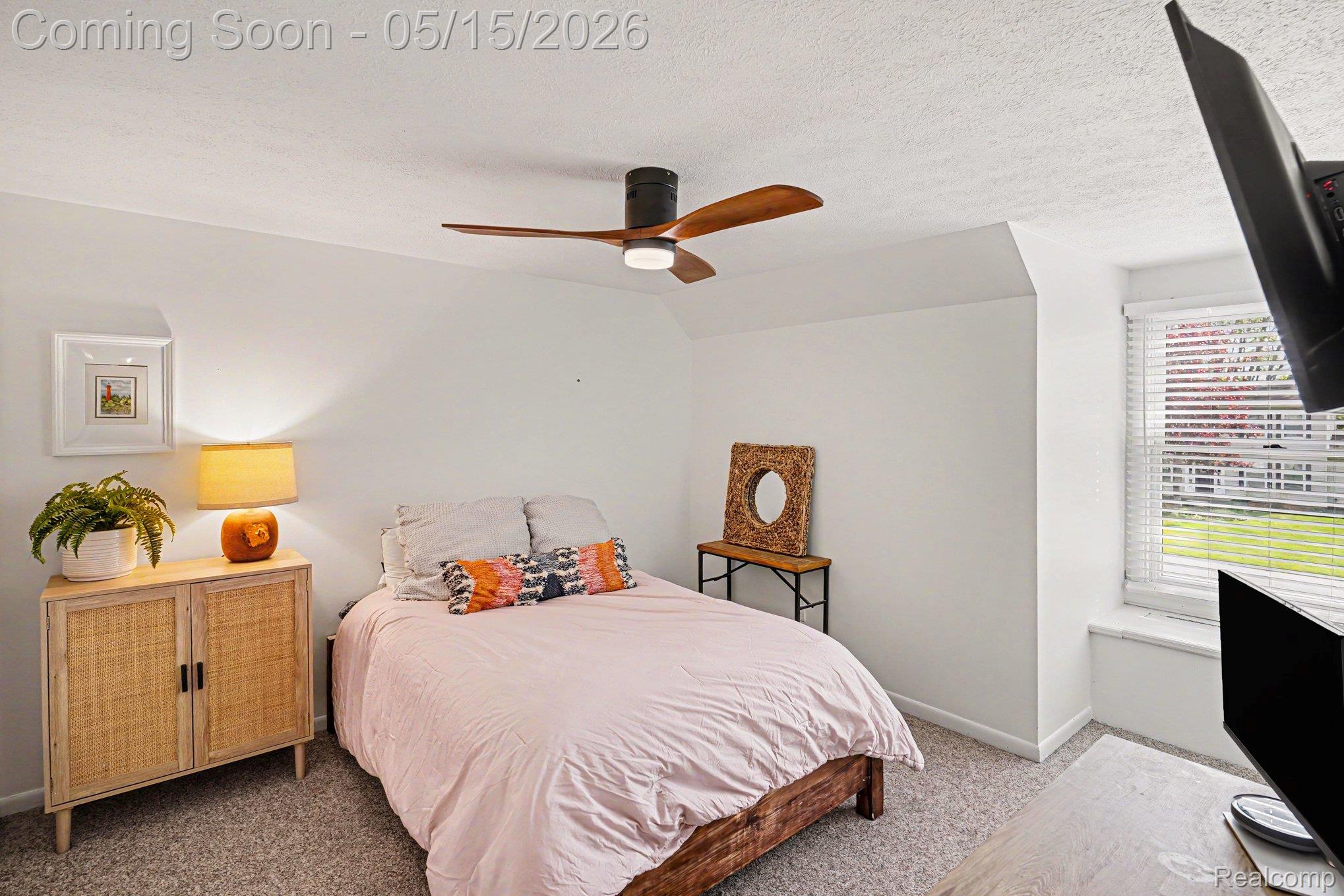 5600 Chestnut Hill Drive