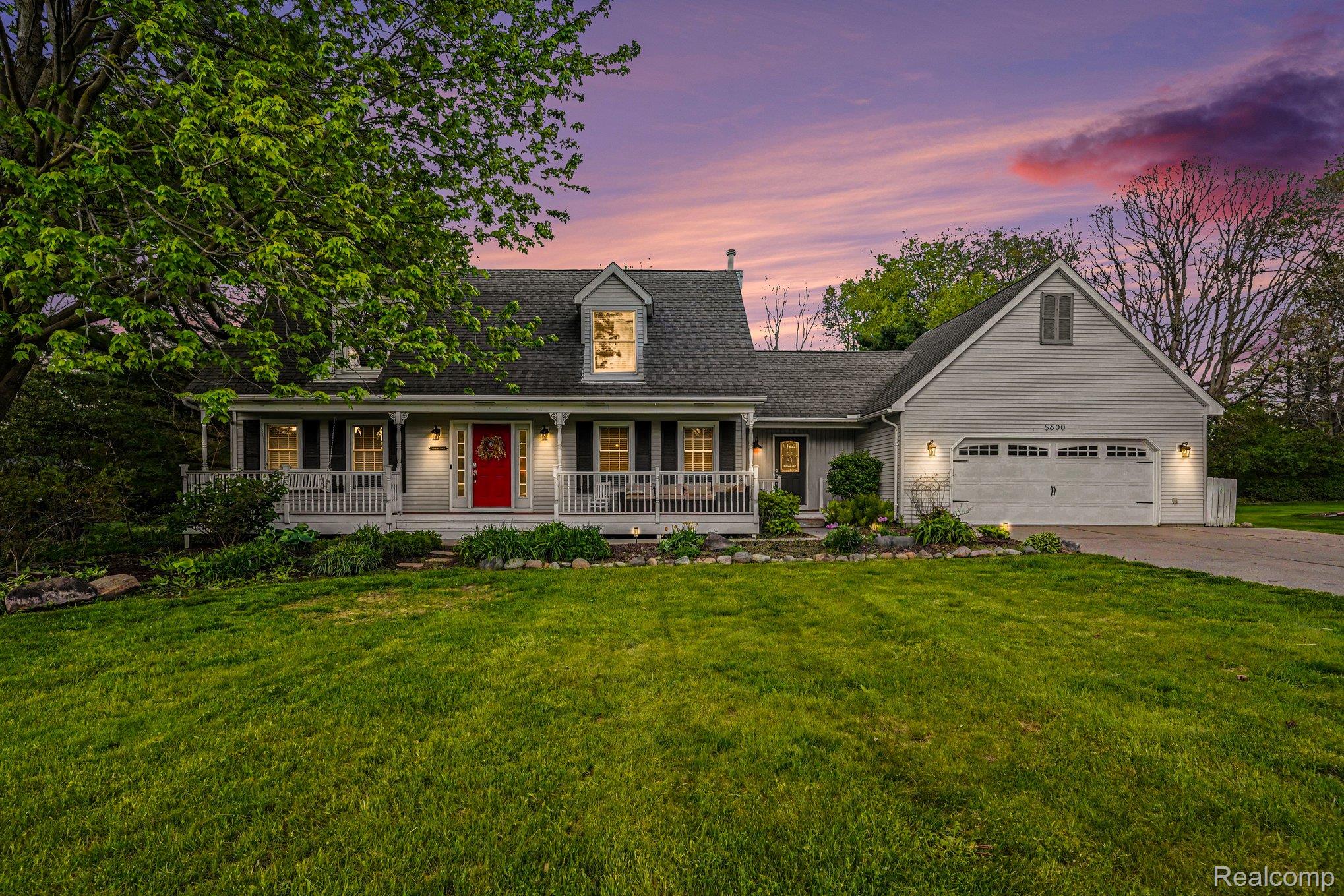 5600 Chestnut Hill Drive